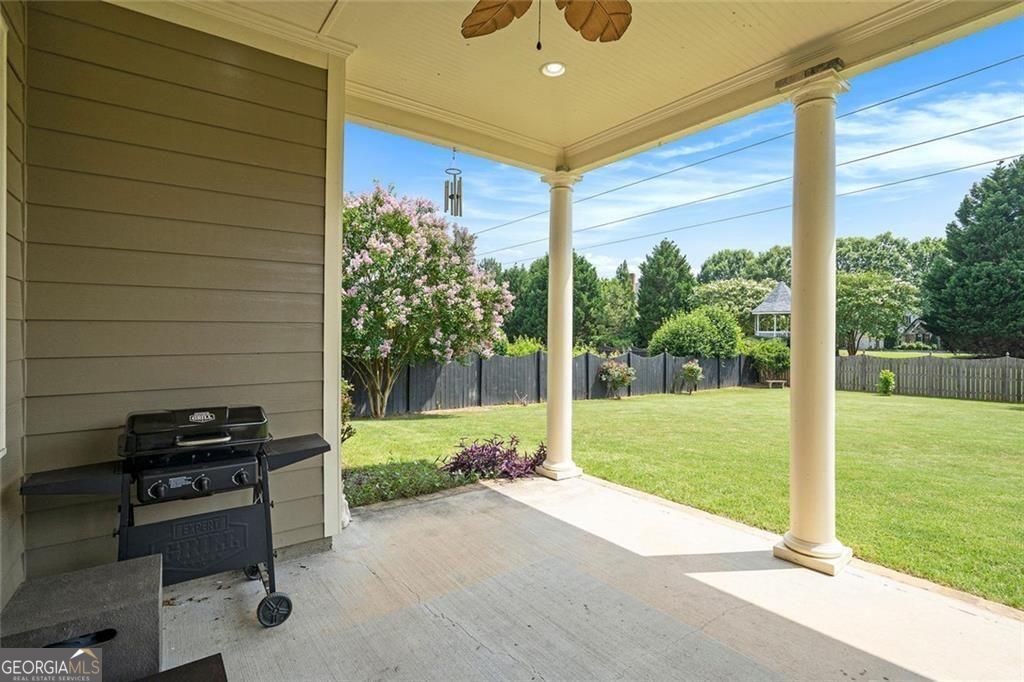 Smyrna, Georgia, 30082, United States, 4 Bedrooms Bedrooms, ,3 BathroomsBathrooms,Residential,For Sale,1899932