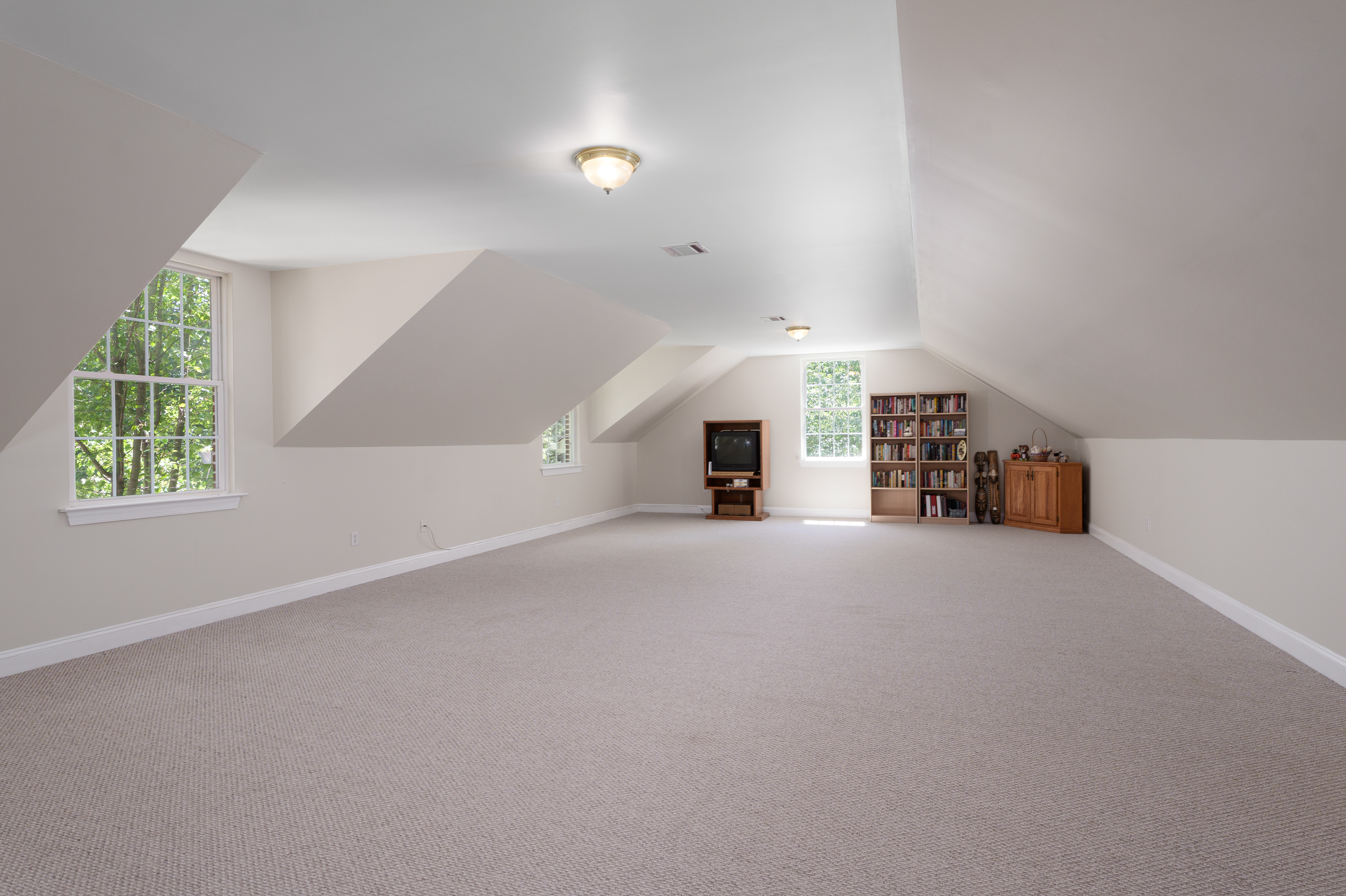  Privacy, Space and Prestige in West Windsor - 物件實景