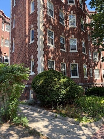Cambridge, Massachusetts, 02138, United States, 2 Bedrooms Bedrooms, ,2 BathroomsBathrooms,Residential,For Sale,1934518