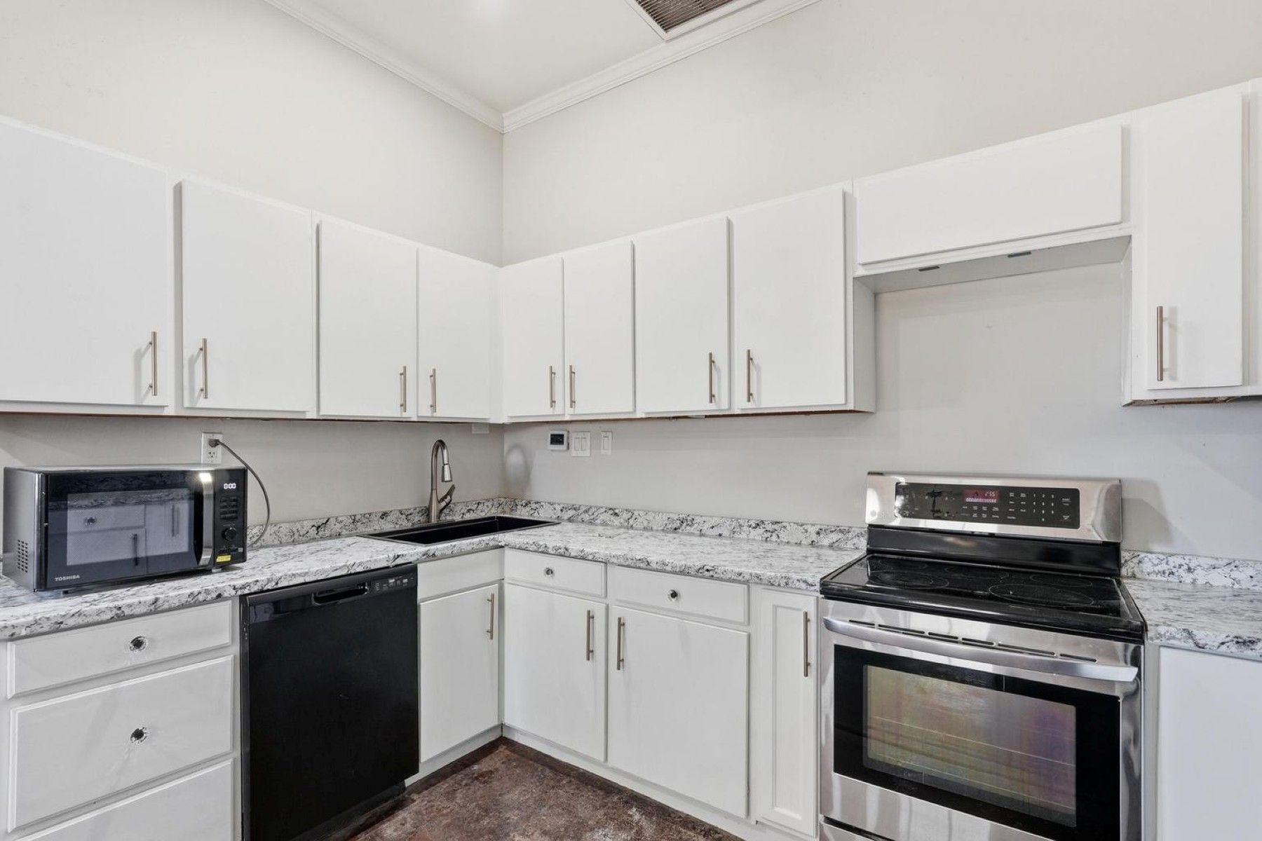  2266 E Willis Rd  Gilbert, AZ - 物件實景