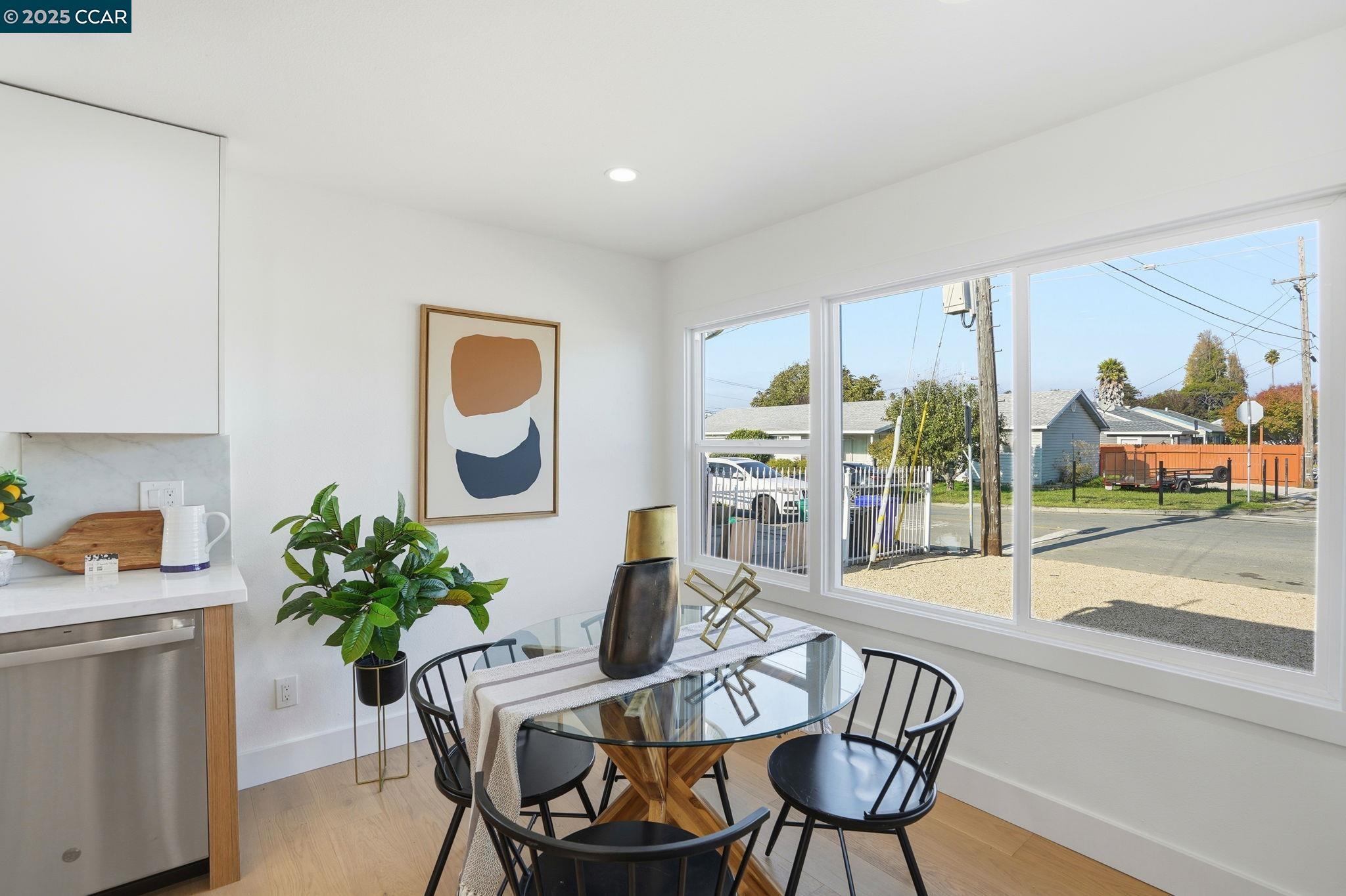 San Pablo, California, 94806, United States, 3 Bedrooms Bedrooms, ,1 BathroomBathrooms,Residential,For Sale,2003031