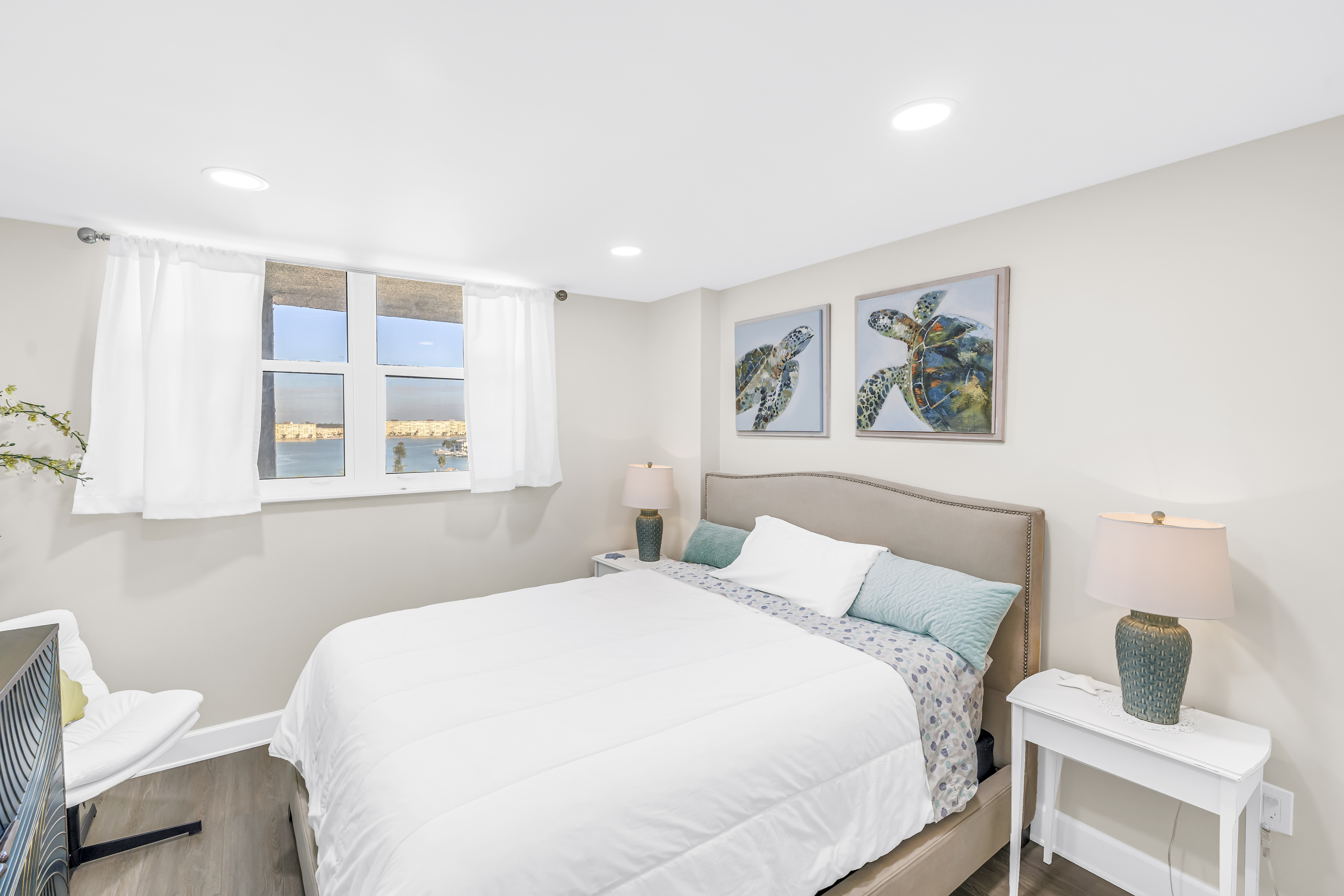 Madeira Beach, Florida, 33708, United States, 3 Bedrooms Bedrooms, ,2 BathroomsBathrooms,Residential,For Sale,2008549