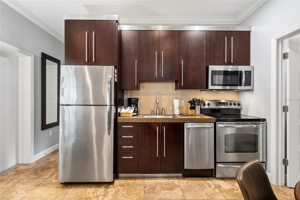 Sarasota, Florida, 34242, United States, 2 Bedrooms Bedrooms, ,2 BathroomsBathrooms,Residential,For Sale,1762339