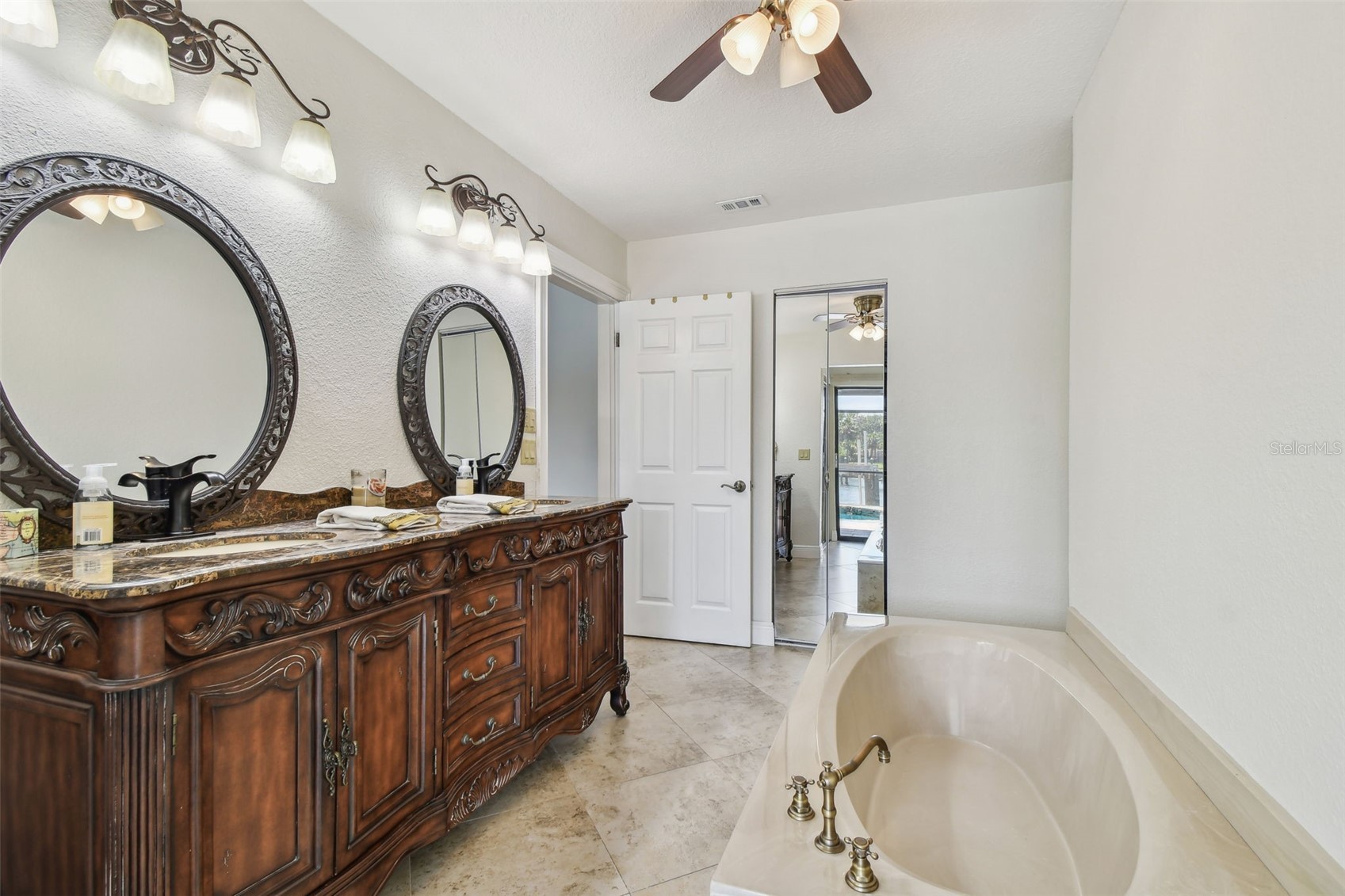 Tampa, Florida, 33615, United States, 3 Bedrooms Bedrooms, ,2 BathroomsBathrooms,Residential,For Sale,1915147