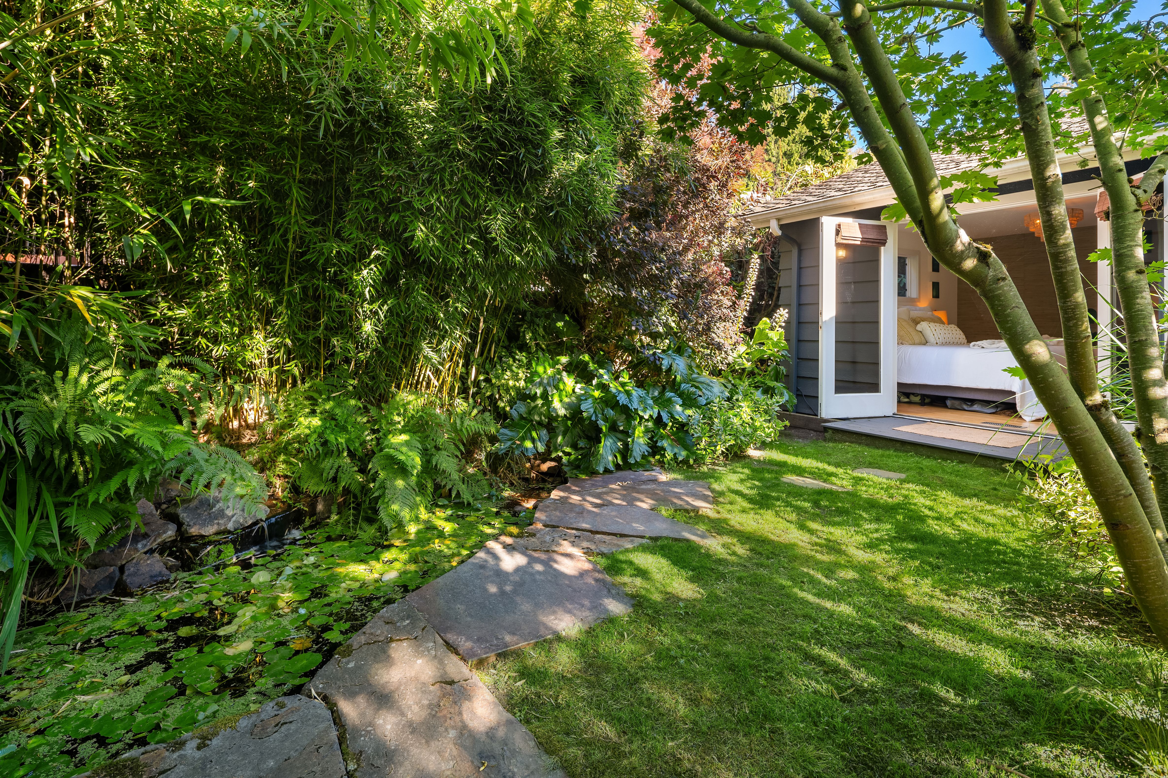 5414 SW Beach Drive Terr, Seattle, WA 98116 - 物件實景