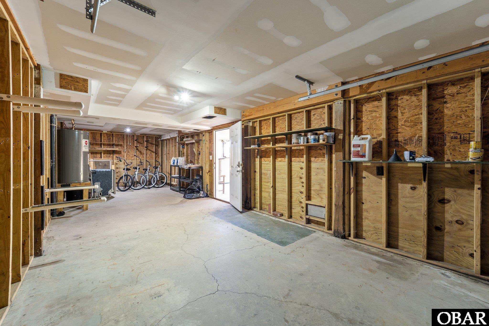 Kill Devil Hills, North Carolina, 27948, United States, 3 Bedrooms Bedrooms, ,2 BathroomsBathrooms,Residential,For Sale,1911985