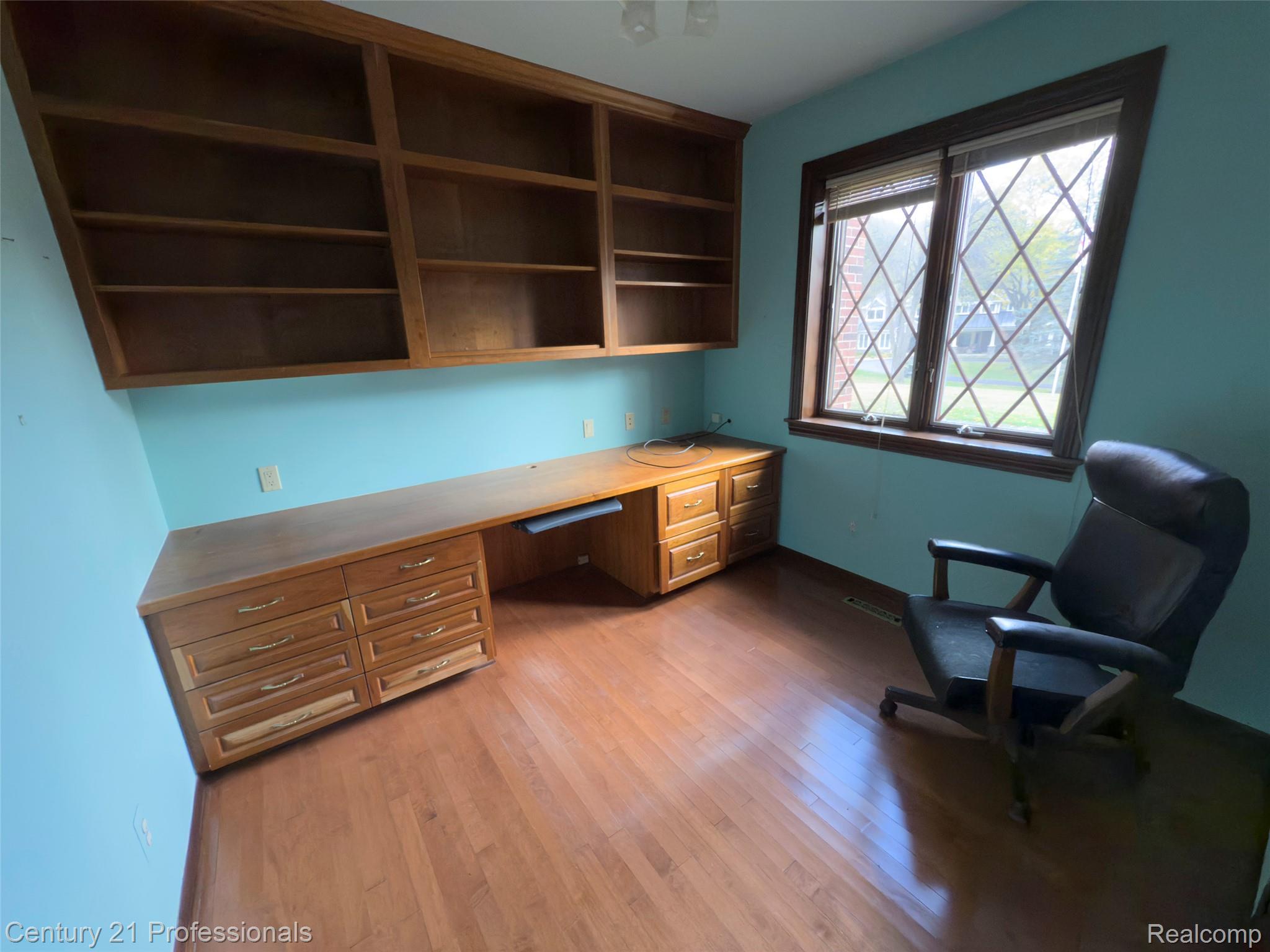 Rochester, Michigan, 48306, United States, 5 Bedrooms Bedrooms, ,6 BathroomsBathrooms,Residential,For Sale,1987117