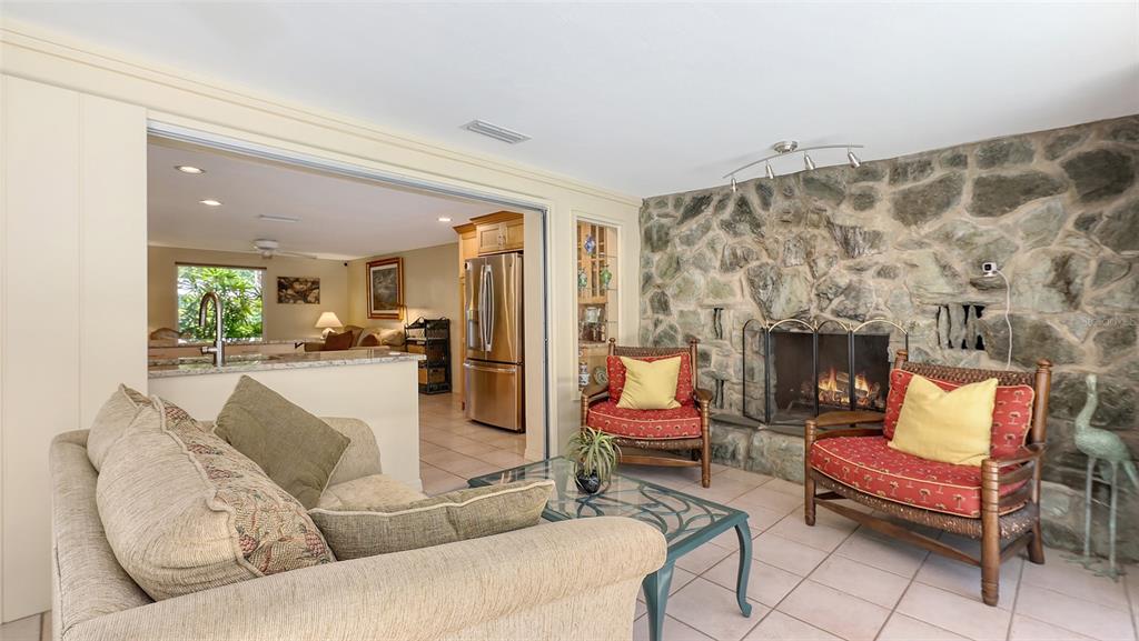 Sarasota, Florida, 34234, United States, 2 Bedrooms Bedrooms, ,2 BathroomsBathrooms,Residential,For Sale,1875494