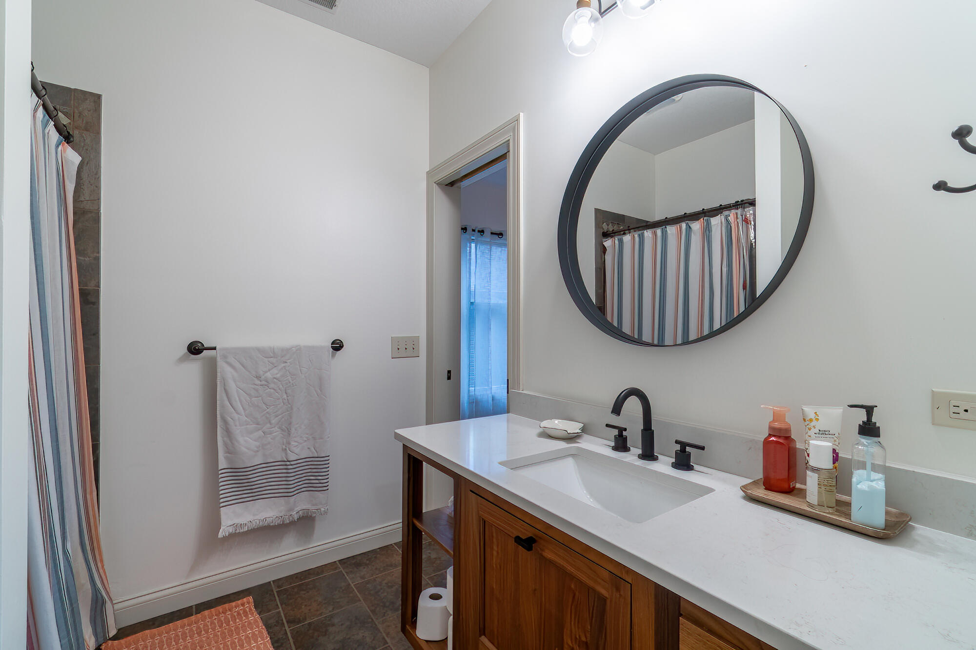 Coldwater, Michigan, 49036, United States, 3 Bedrooms Bedrooms, ,2 BathroomsBathrooms,Residential,For Sale,1918174