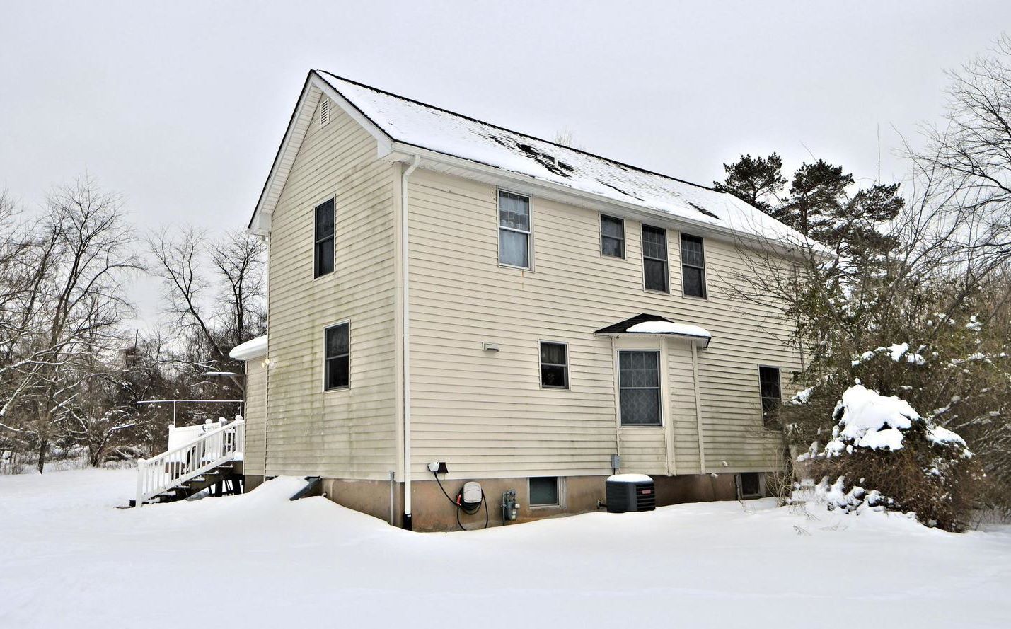 Pennington, New Jersey, 08534, United States, 3 Bedrooms Bedrooms, ,Residential,For Sale,1928704