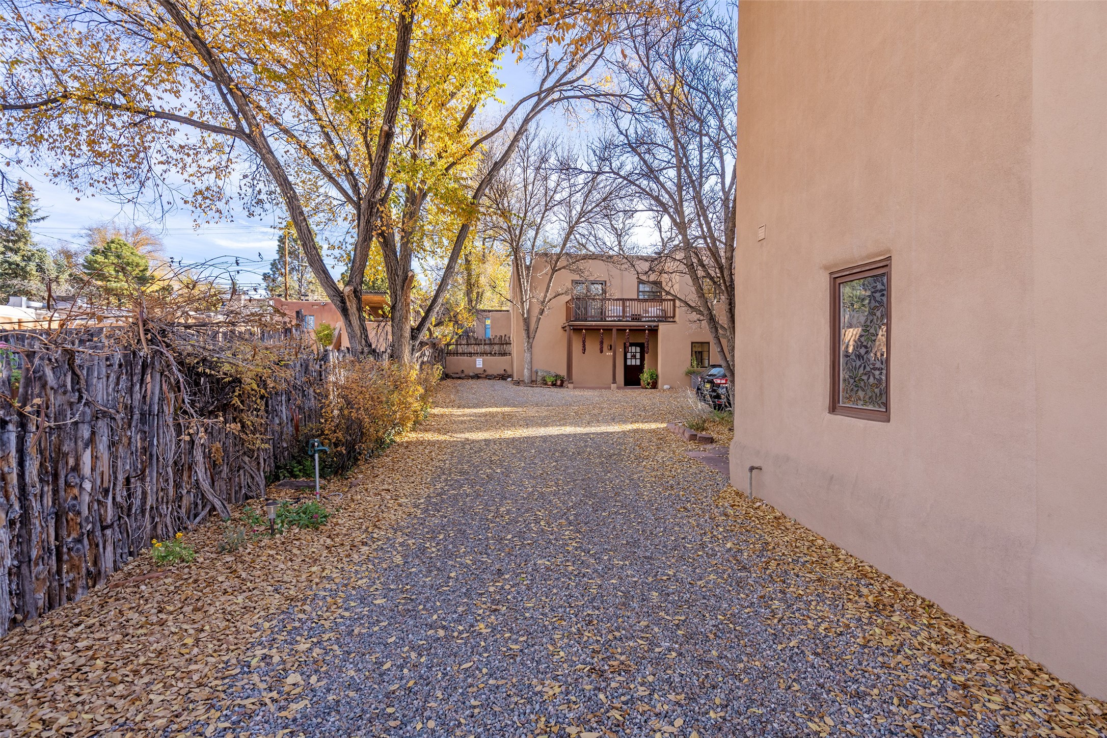  841 E. Alameda Street #C - 物件實景