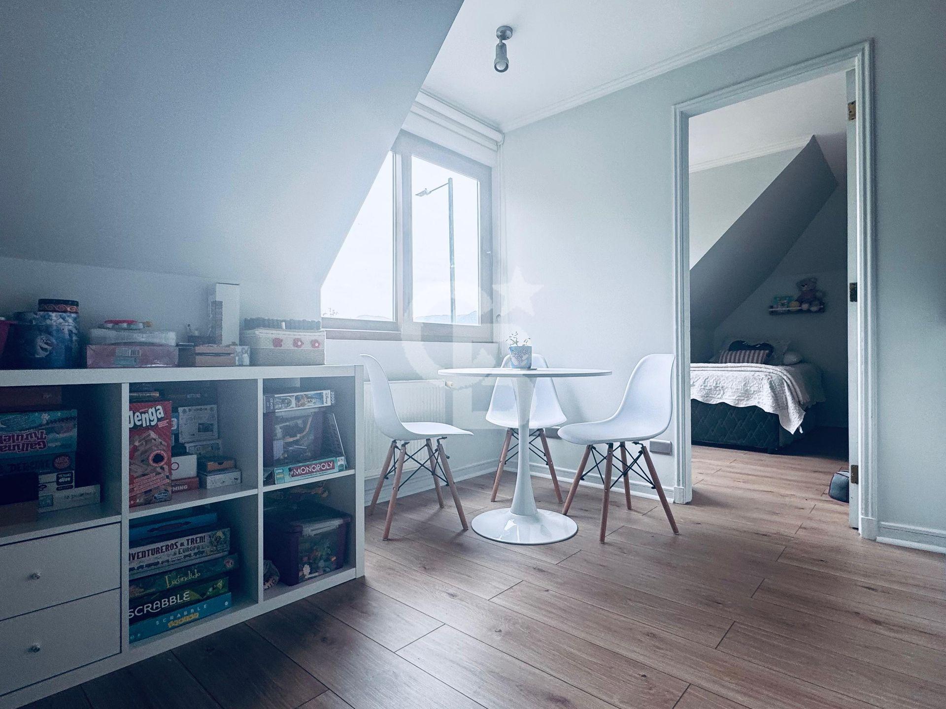 Lo Barnechea, Chile, 5 Bedrooms Bedrooms, ,5 BathroomsBathrooms,Residential,For Sale,1986478