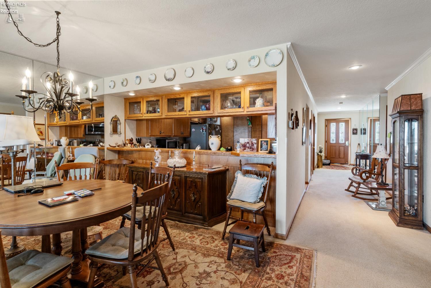 Port Clinton, Ohio, 43452, United States, 3 Bedrooms Bedrooms, ,2 BathroomsBathrooms,Residential,For Sale,1980144