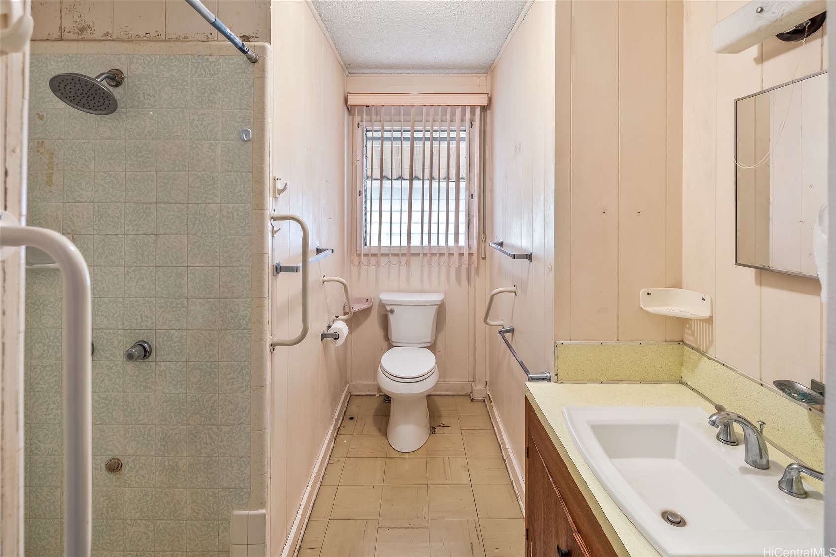 Waipahu, Hawaii, 96797, United States, 3 Bedrooms Bedrooms, ,2 BathroomsBathrooms,Residential,For Sale,1992125