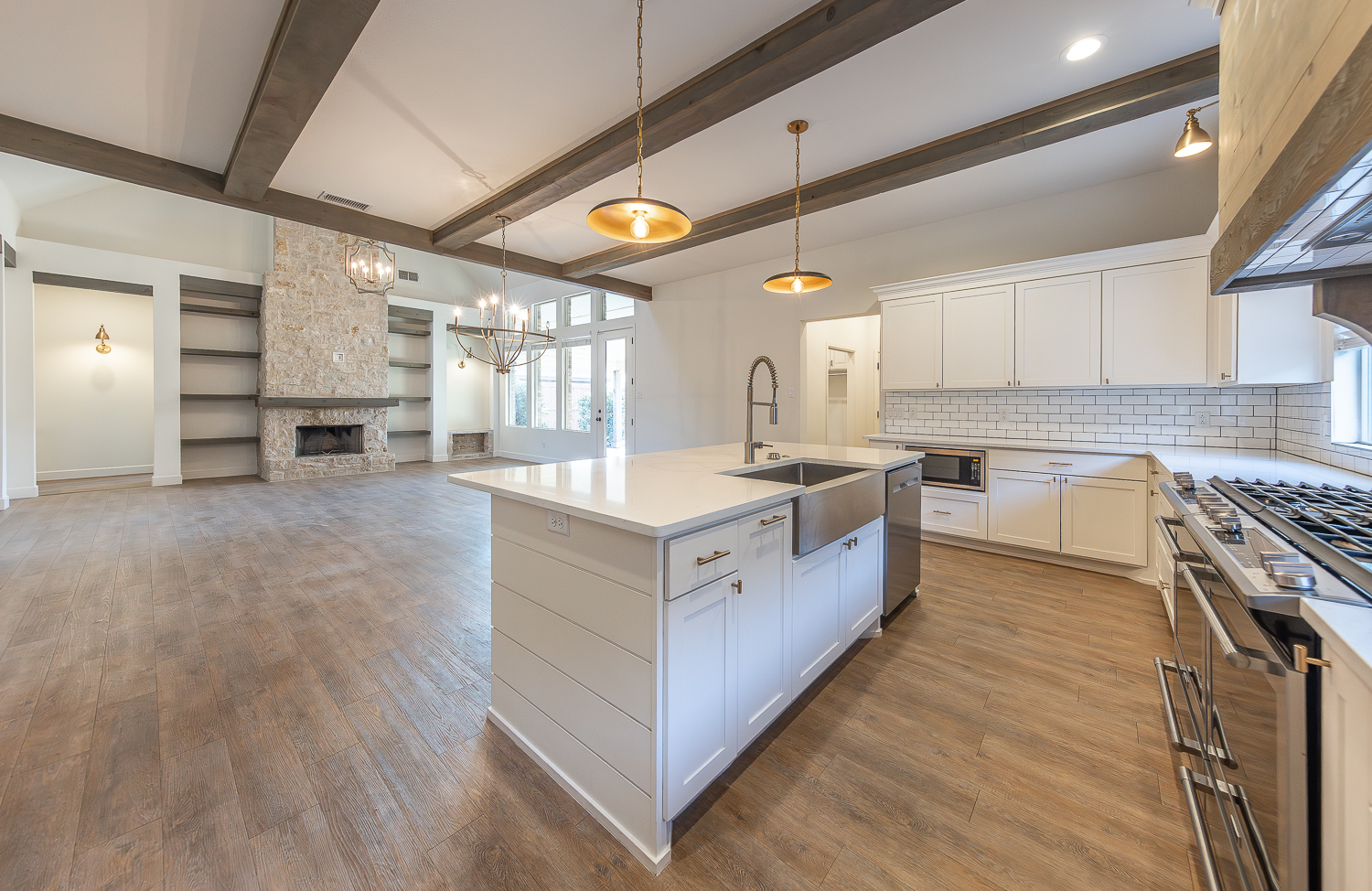 Lubbock, Texas, 79424, United States, 4 Bedrooms Bedrooms, ,4 BathroomsBathrooms,Residential,For Sale,1761130