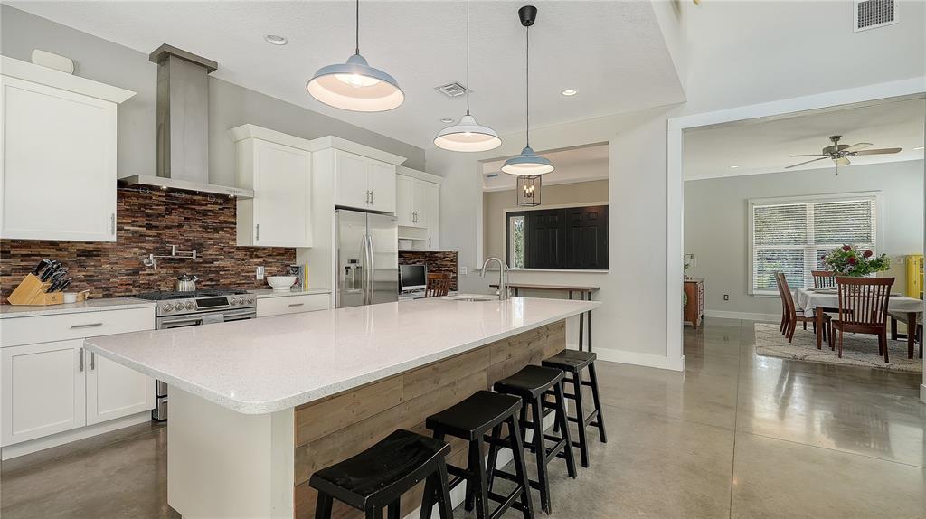 Sarasota, Florida, 34240, United States, 4 Bedrooms Bedrooms, ,4 BathroomsBathrooms,Residential,For Sale,1987822