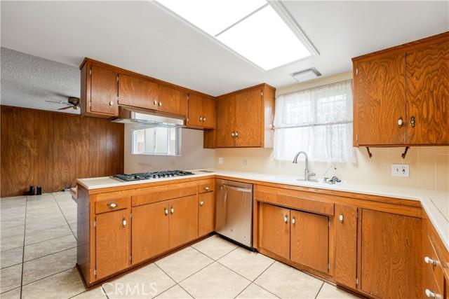 Carlsbad, California, 92008, United States, 7 Bedrooms Bedrooms, ,5 BathroomsBathrooms,Residential,For Sale,1900992