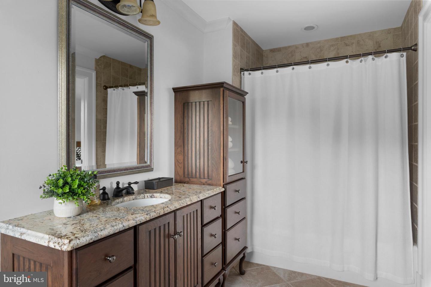 Annapolis, Maryland, 21401, United States, 6 Bedrooms Bedrooms, ,9 BathroomsBathrooms,Residential,For Sale,1744744