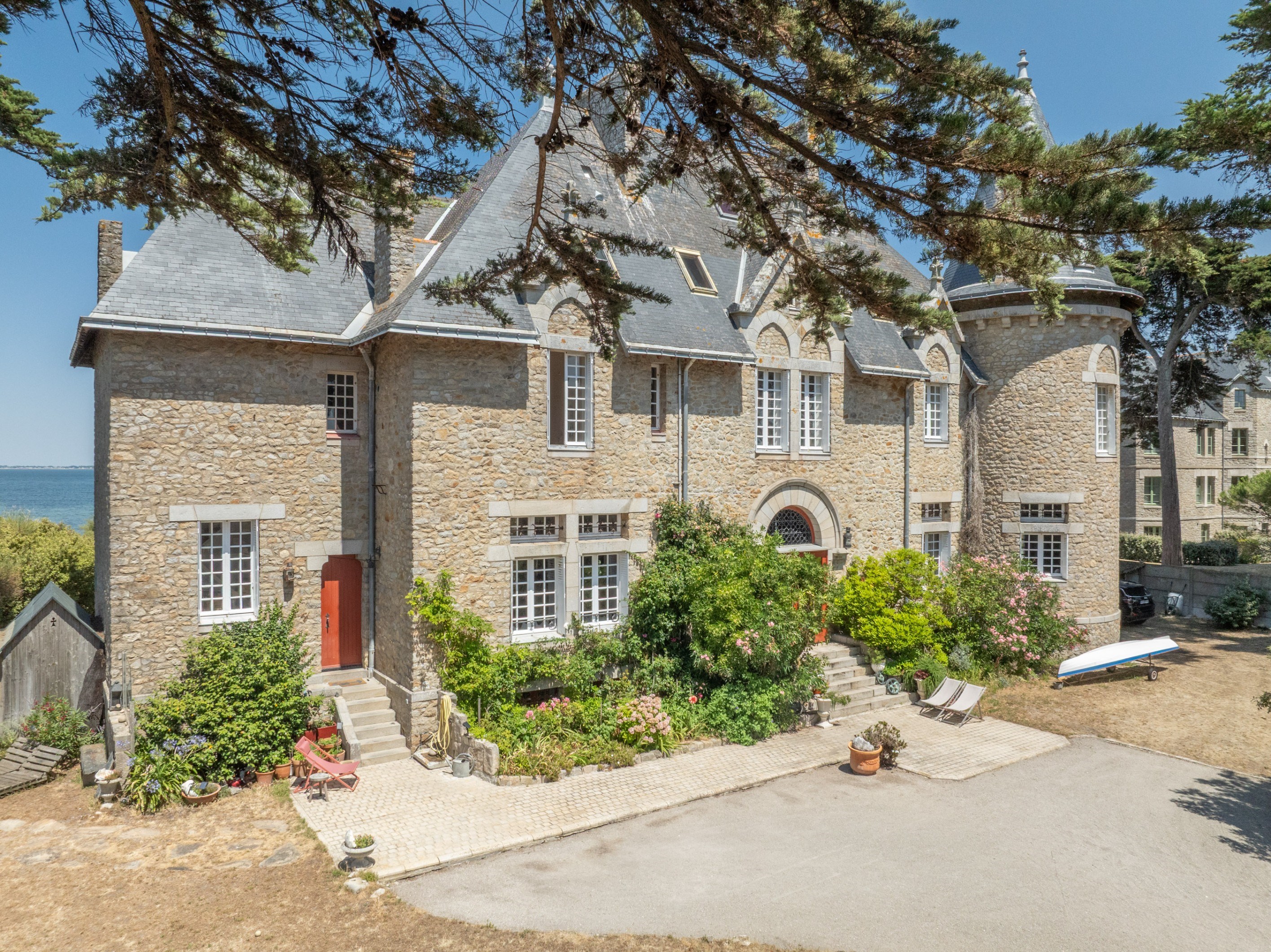  Le Croisic: An Exceptional Manor House Steeped in History, Overlooking the Ocean - 物件實景