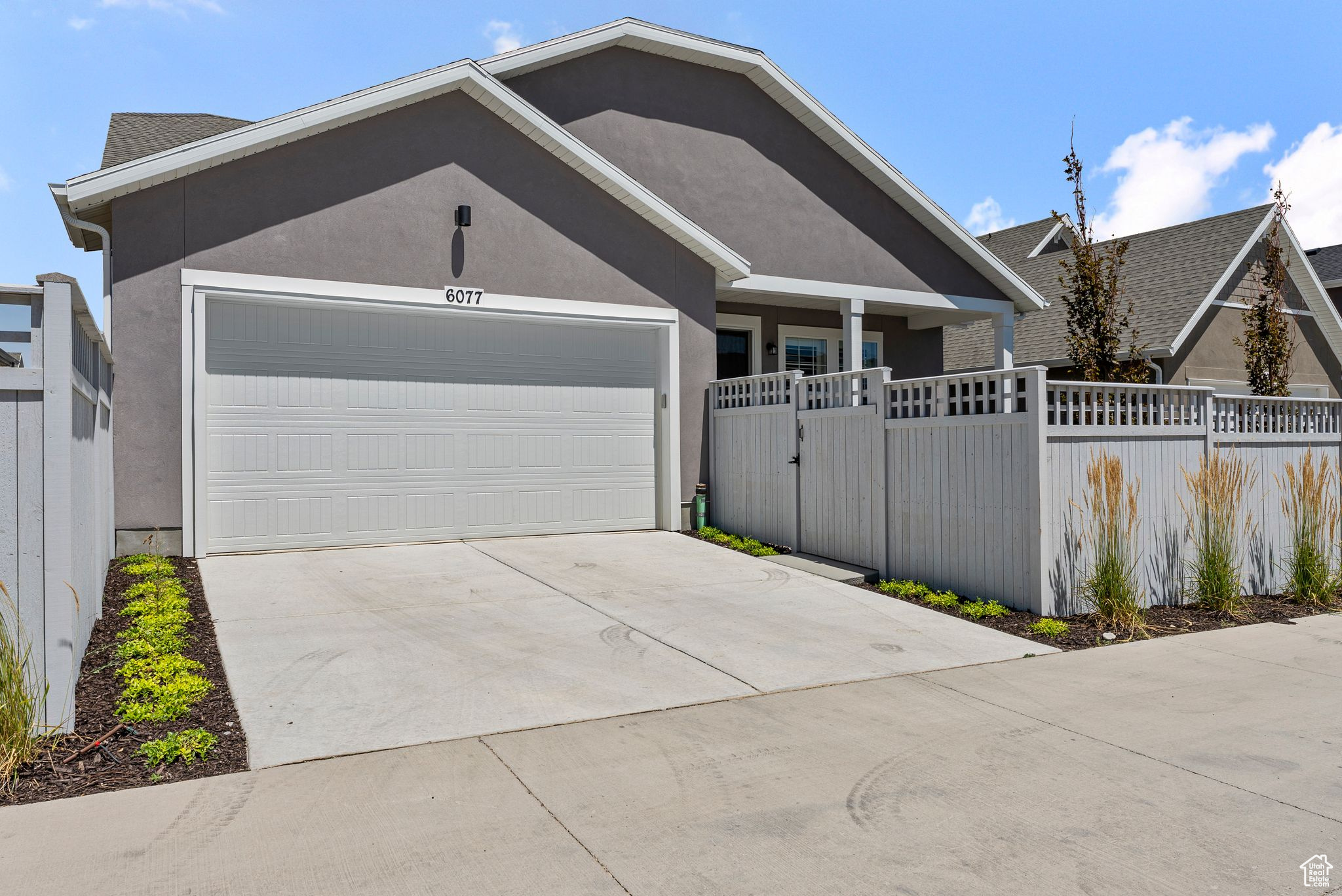 South Jordan, Utah, 84009, United States, 2 Bedrooms Bedrooms, ,3 BathroomsBathrooms,Residential,For Sale,1903673