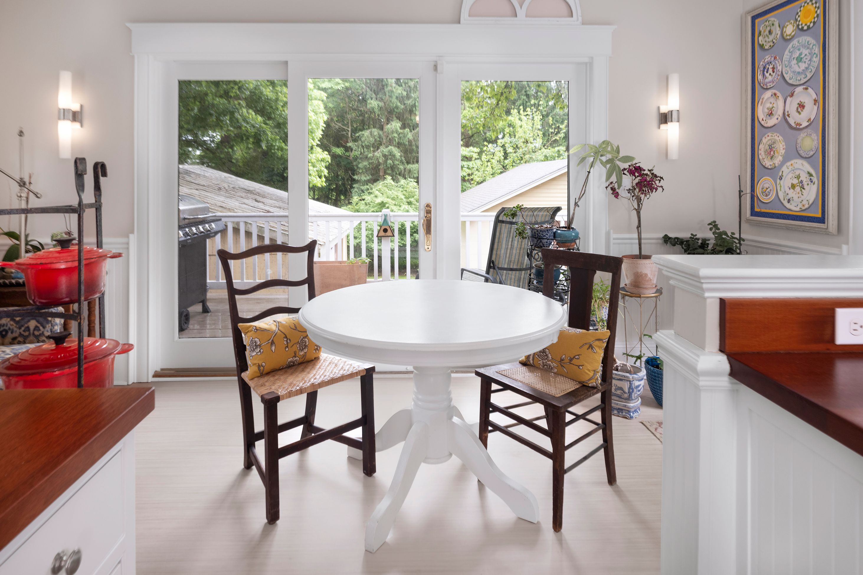  Classic Hopewell Borough Home with Wraparound Porch on Coveted Prospect Street - 物件實景