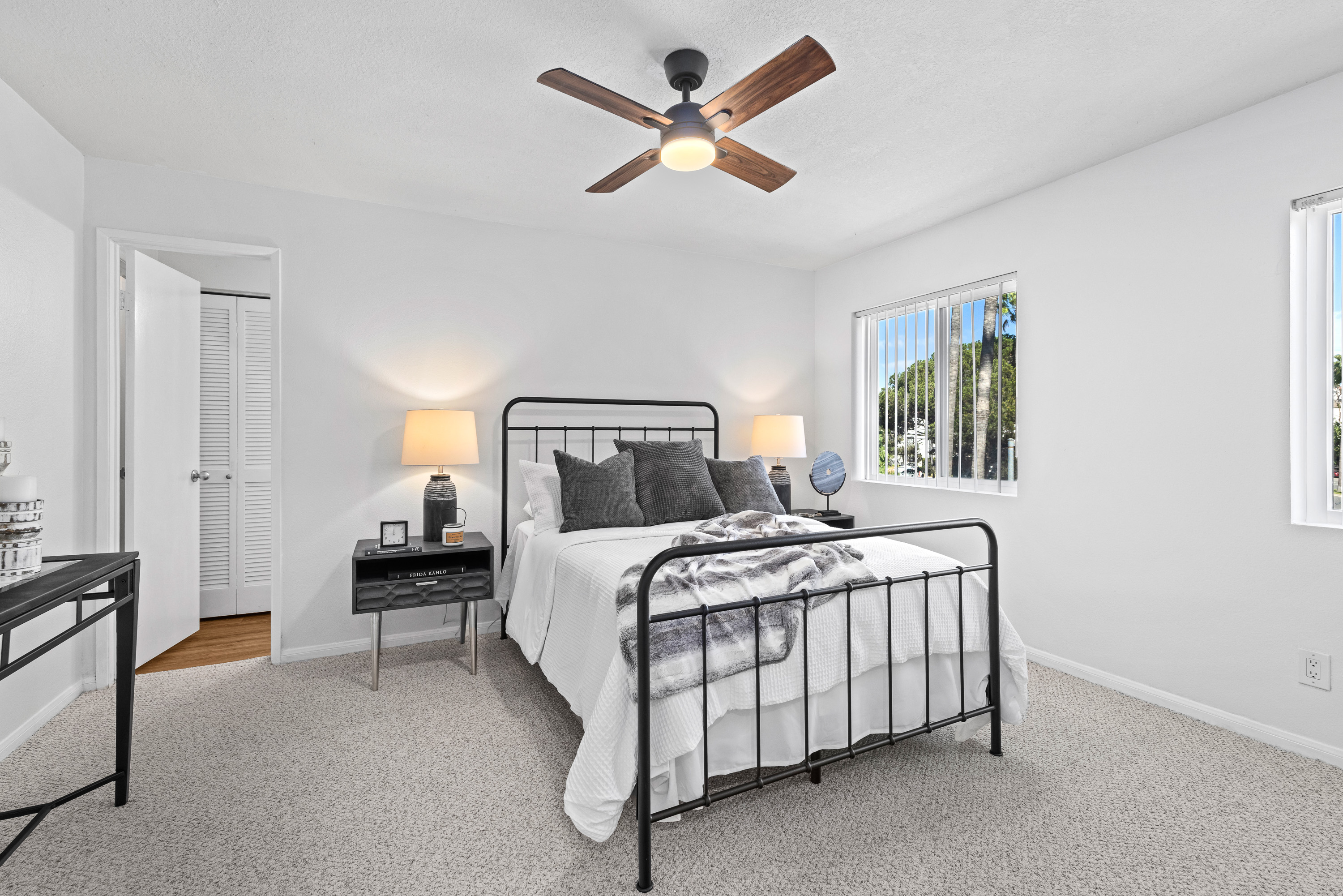  7565 Charmant Drive #510, San Diego, CA 92122 - 物件實景