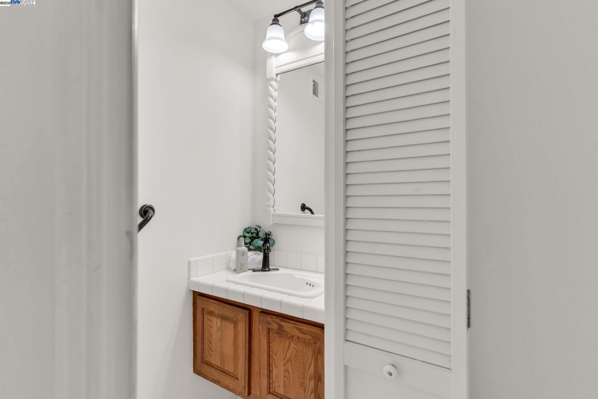 Pleasant Hill, California, 94523, United States, 4 Bedrooms Bedrooms, ,2 BathroomsBathrooms,Residential,For Sale,1991130