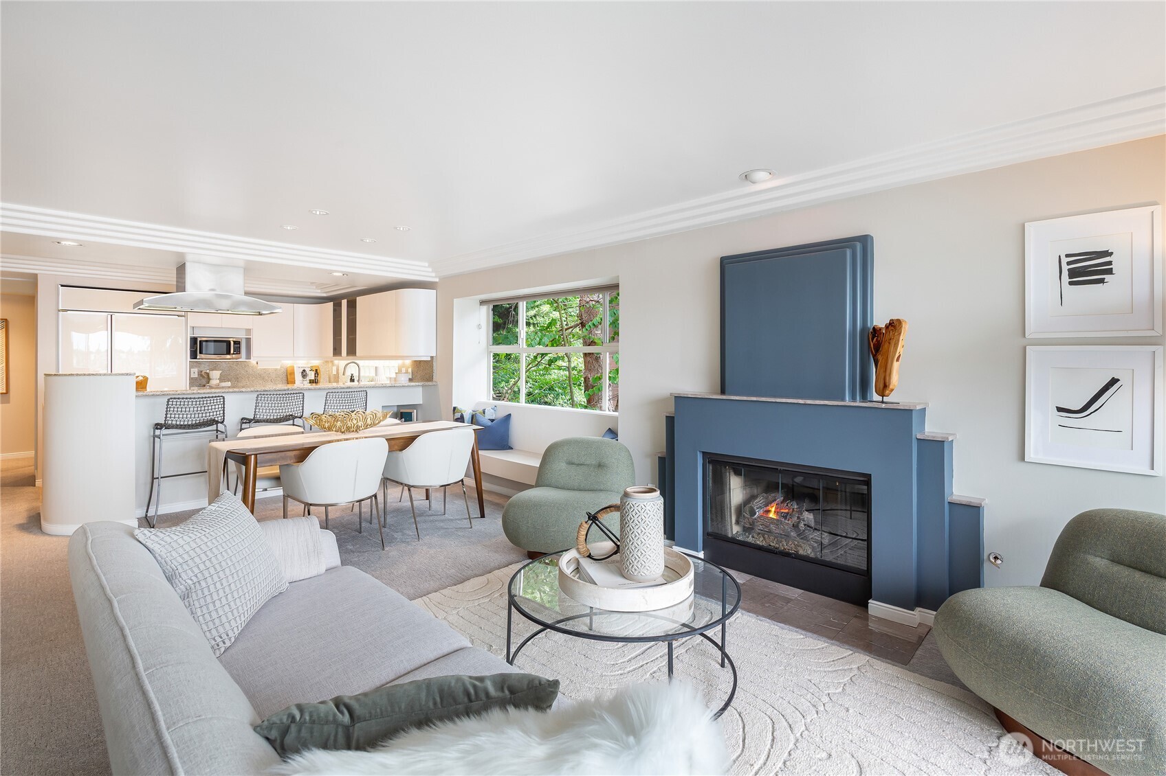 Seattle, Washington, 98109, United States, 2 Bedrooms Bedrooms, ,2 BathroomsBathrooms,Residential,For Sale,1901490