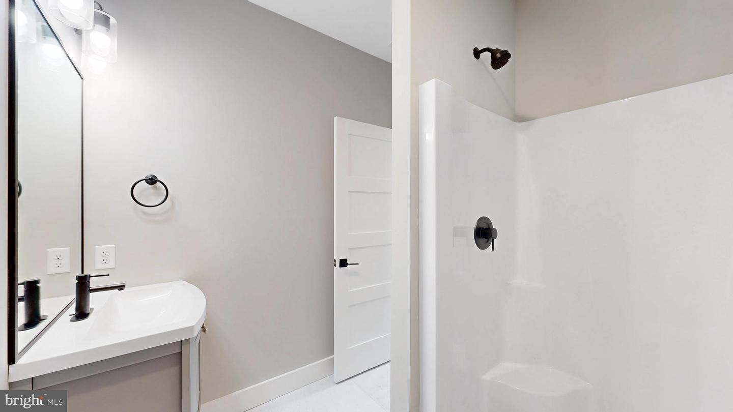 LEWES, Delaware, 19958, United States, 5 Bedrooms Bedrooms, ,7 BathroomsBathrooms,Residential,For Sale,1989878