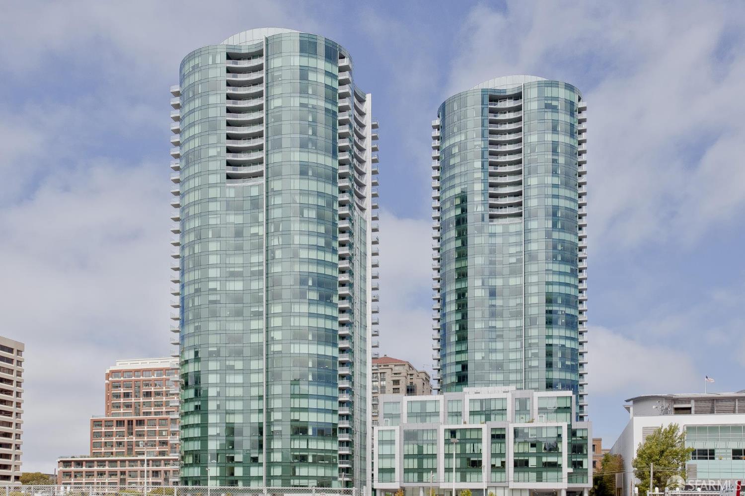 San Francisco, California, 94105, United States, 3 Bedrooms Bedrooms, ,4 BathroomsBathrooms,Residential,For Sale,1994422