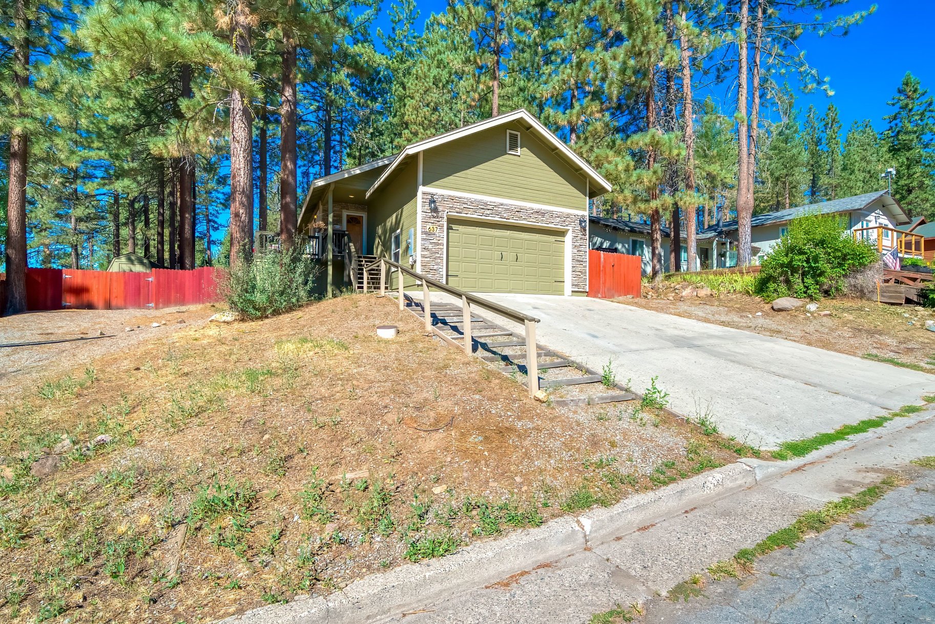  Affordable Home in the Heart of Portola, CA - 物件實景