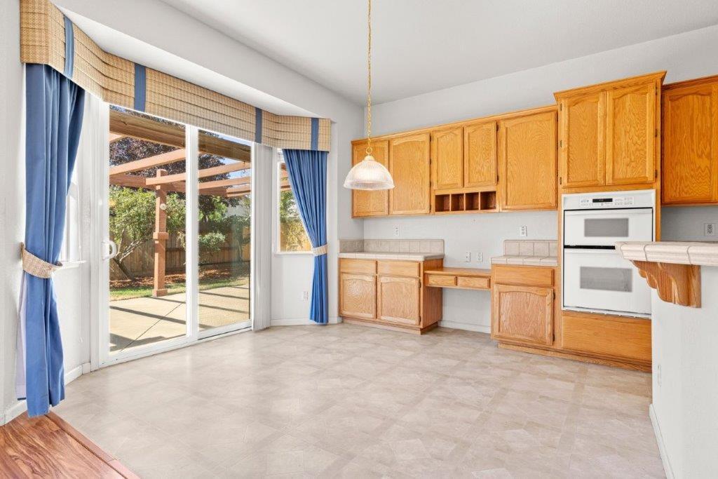 Galt, California, 95632, United States, 3 Bedrooms Bedrooms, ,2 BathroomsBathrooms,Residential,For Sale,1983773