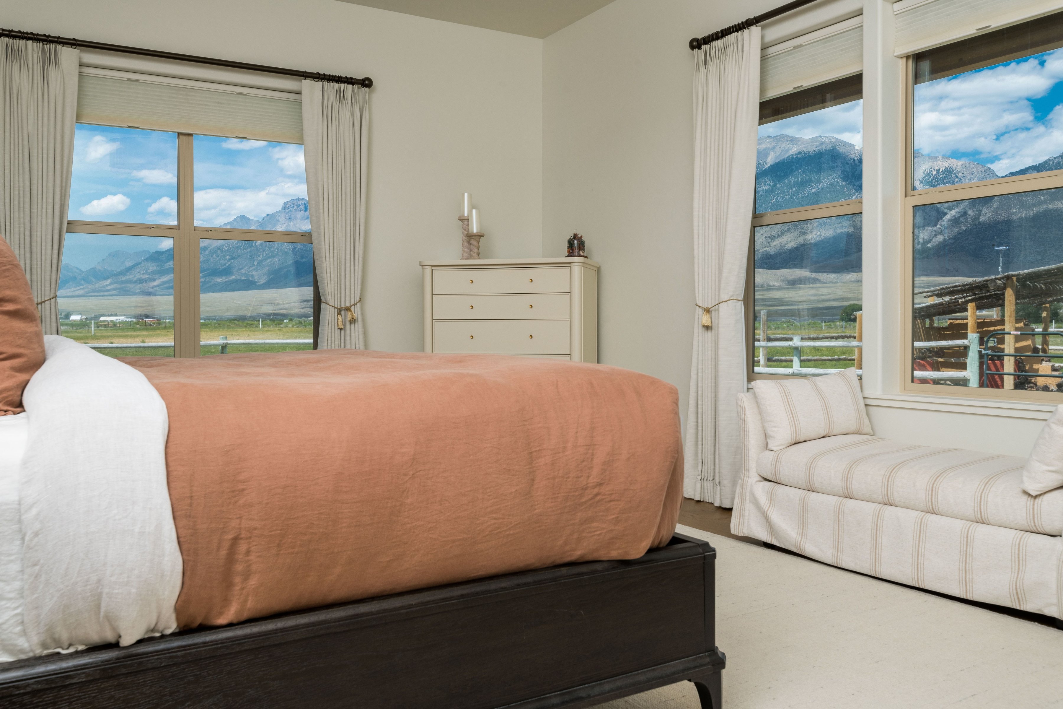  Equestrian Estate at the Base of Mt. Borah - 物件實景