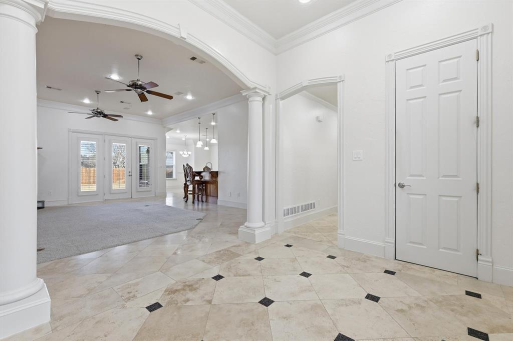 Shady Shores, Texas, 76208, United States, 3 Bedrooms Bedrooms, ,3 BathroomsBathrooms,Residential,For Sale,2011707