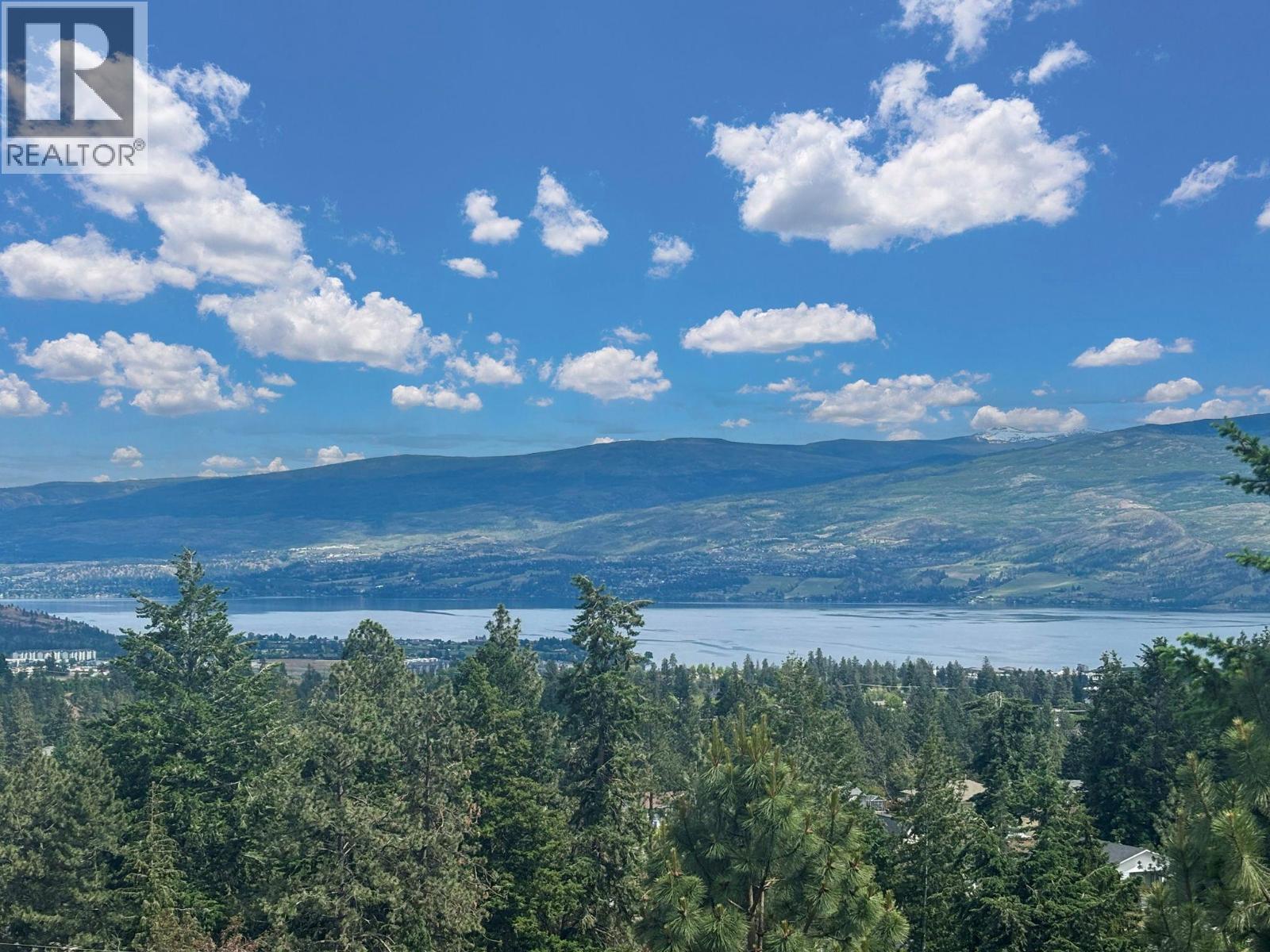 WEST KELOWNA, British Columbia, V4T 1B4, CA, 4 Bedrooms Bedrooms, ,3 BathroomsBathrooms,Residential,For Sale,1950136