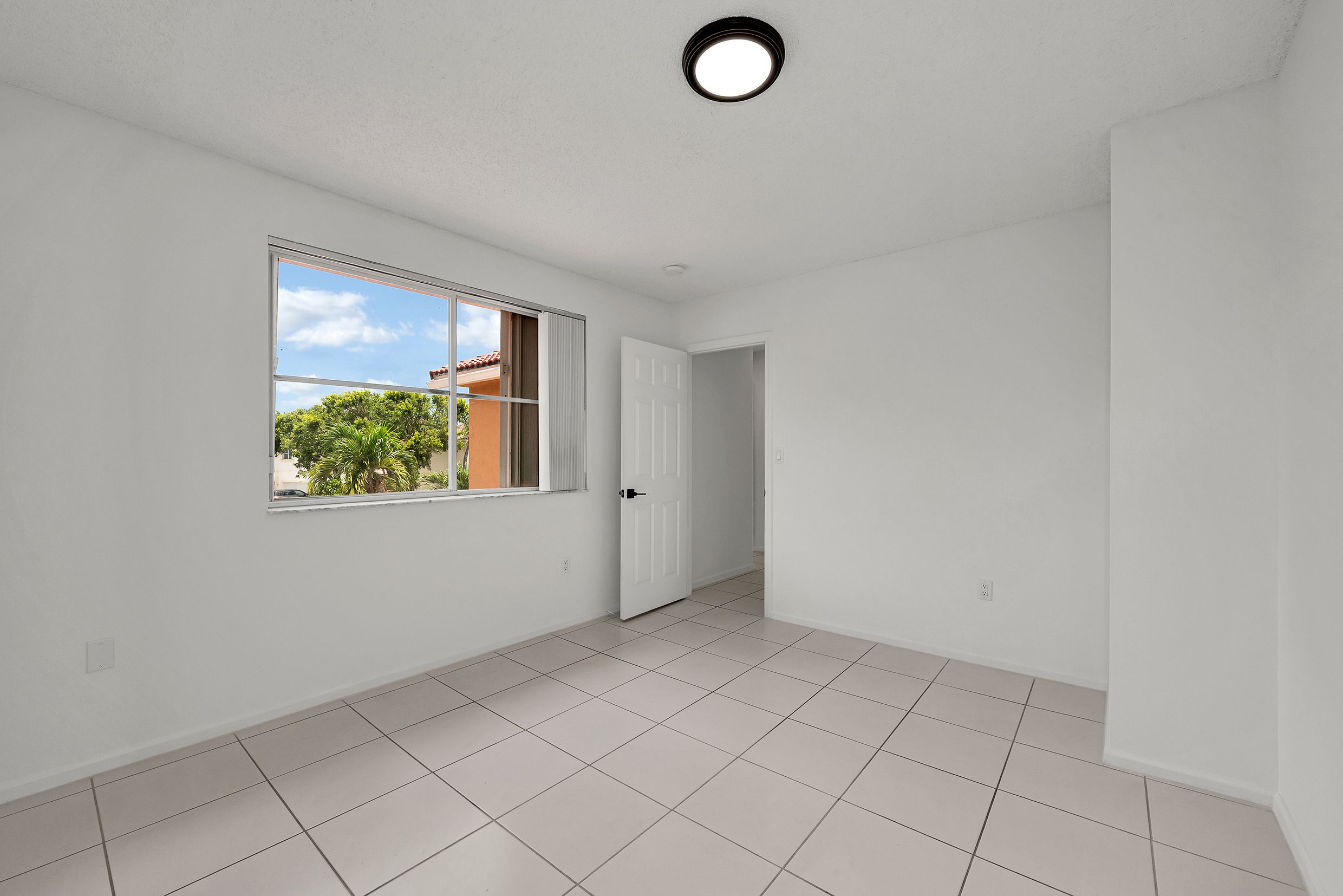  15558 SW 112th Dr, Miami, FL, 33196 - 物件實景