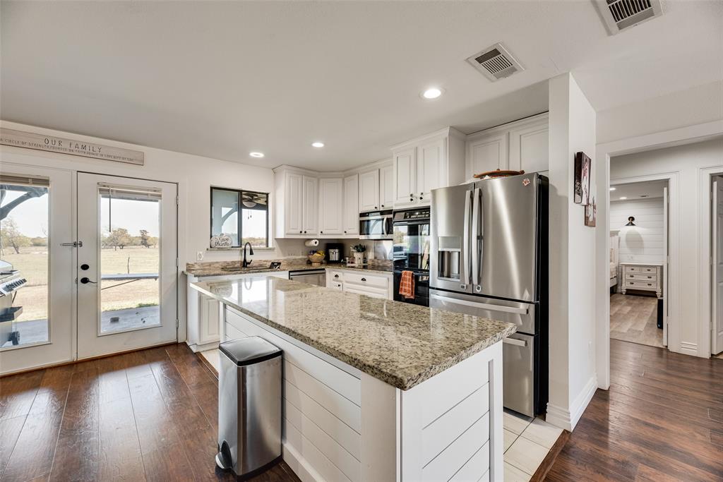 Royse City, Texas, 75189, United States, 4 Bedrooms Bedrooms, ,2 BathroomsBathrooms,Residential,For Sale,1987072