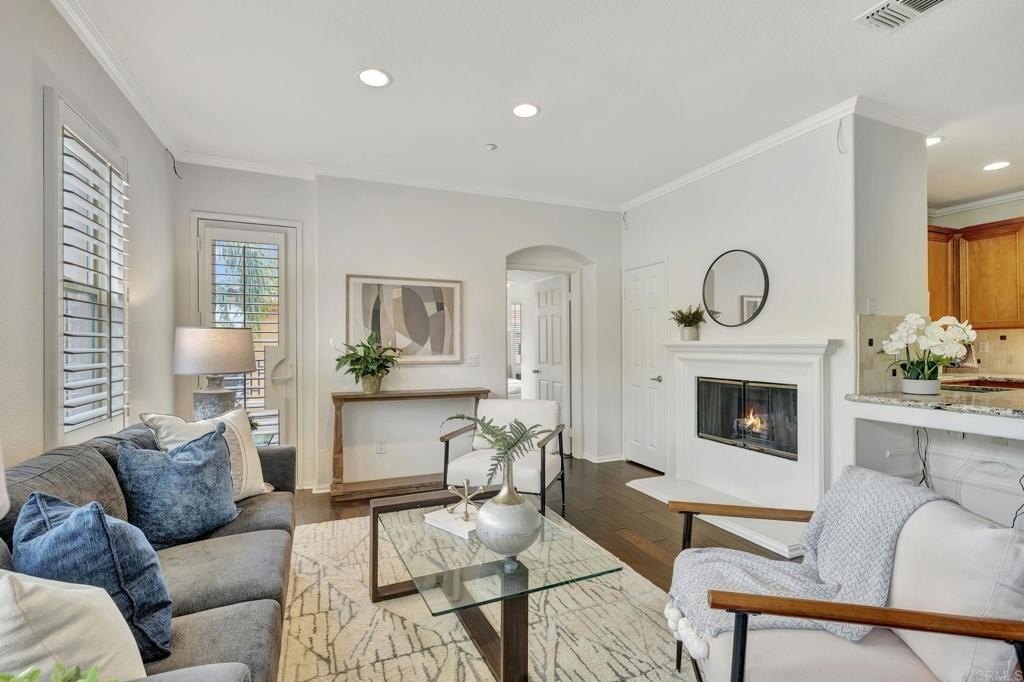 San Diego, California, 92108, United States, 2 Bedrooms Bedrooms, ,2 BathroomsBathrooms,Residential,For Sale,1939795