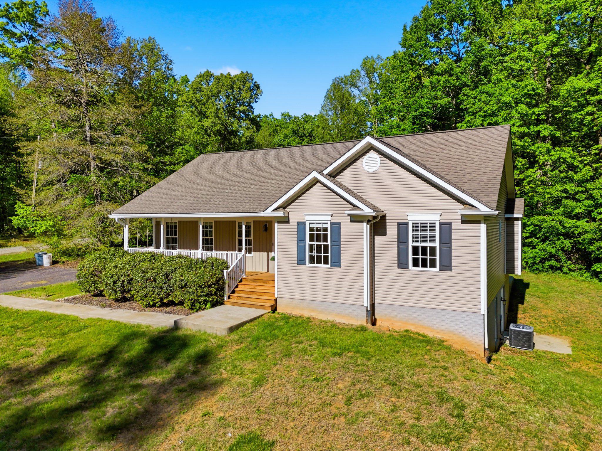 Locust Dale, Virginia, 22948, United States, 3 Bedrooms Bedrooms, ,4 BathroomsBathrooms,Residential,For Sale,1996627