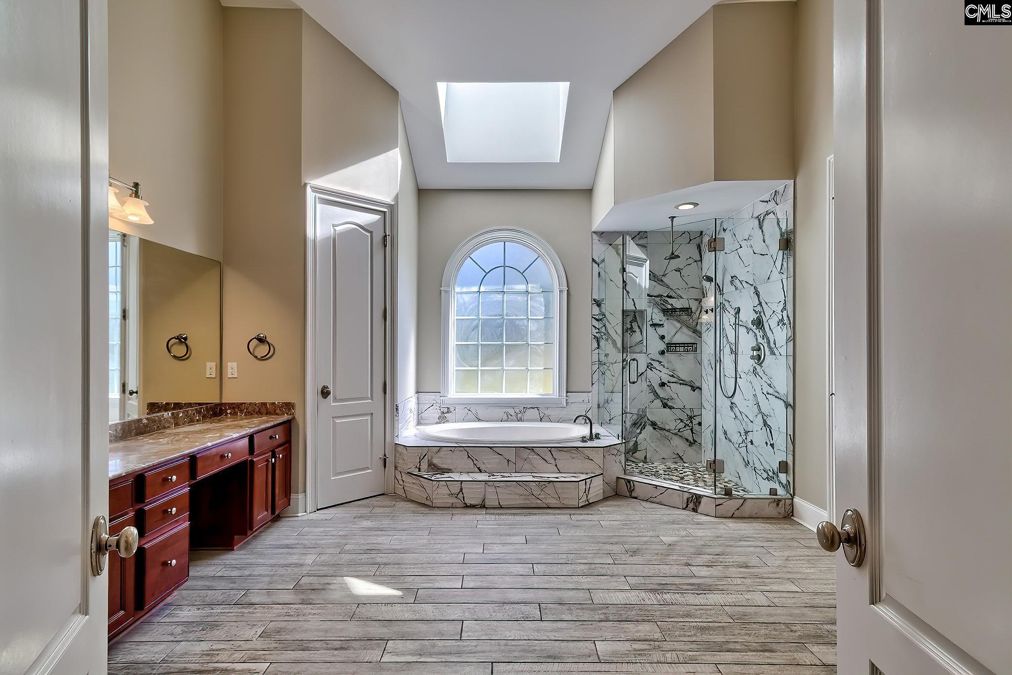 Irmo, South Carolina, 29063, United States, 6 Bedrooms Bedrooms, ,5 BathroomsBathrooms,Residential,For Sale,1940995
