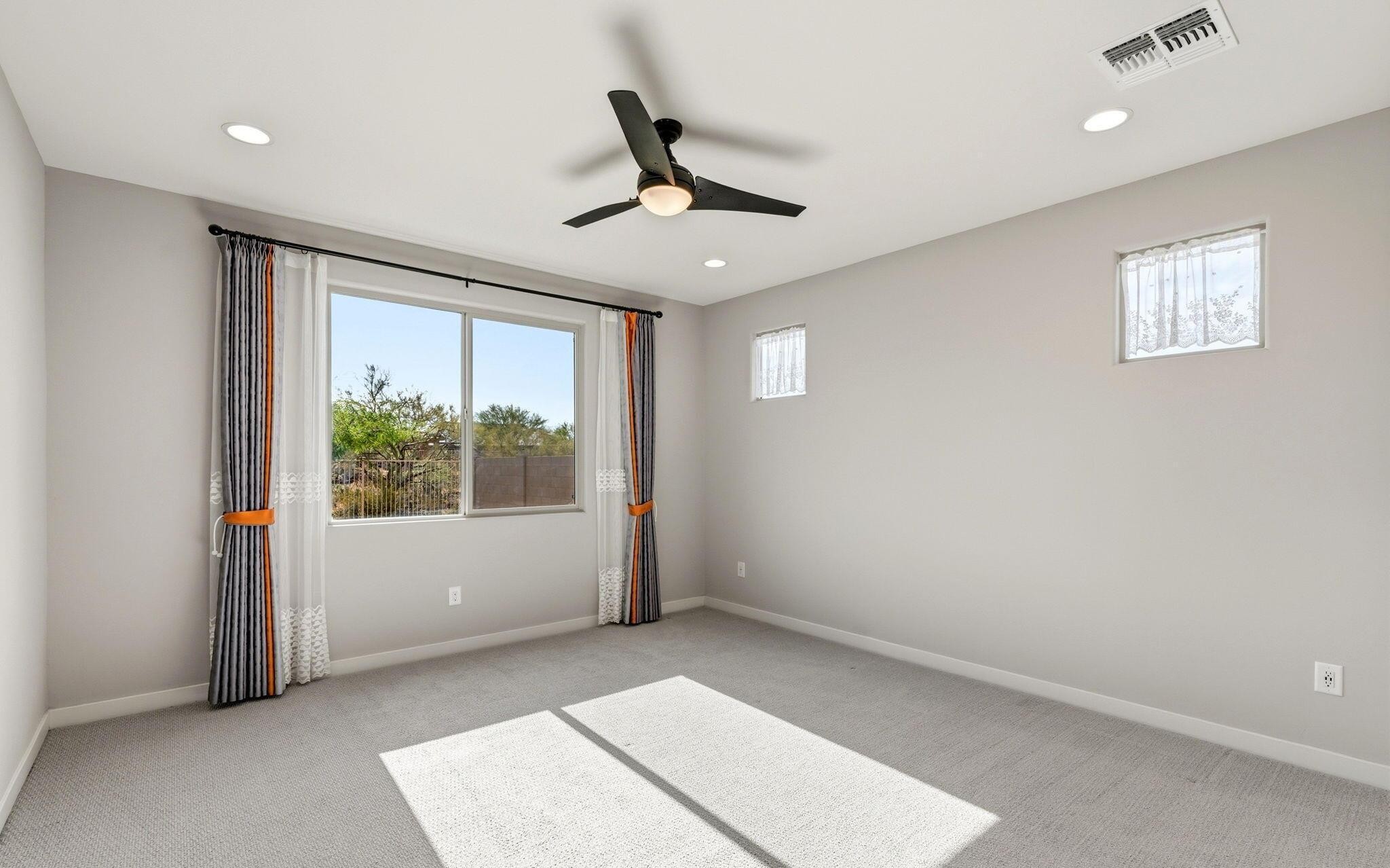 11397 N Baja Place  Oro Valley, AZ - 物件實景