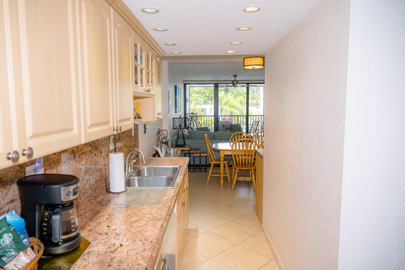 KEY LARGO, Florida, 33037, United States, 2 Bedrooms Bedrooms, ,2 BathroomsBathrooms,Residential,For Sale,1891316