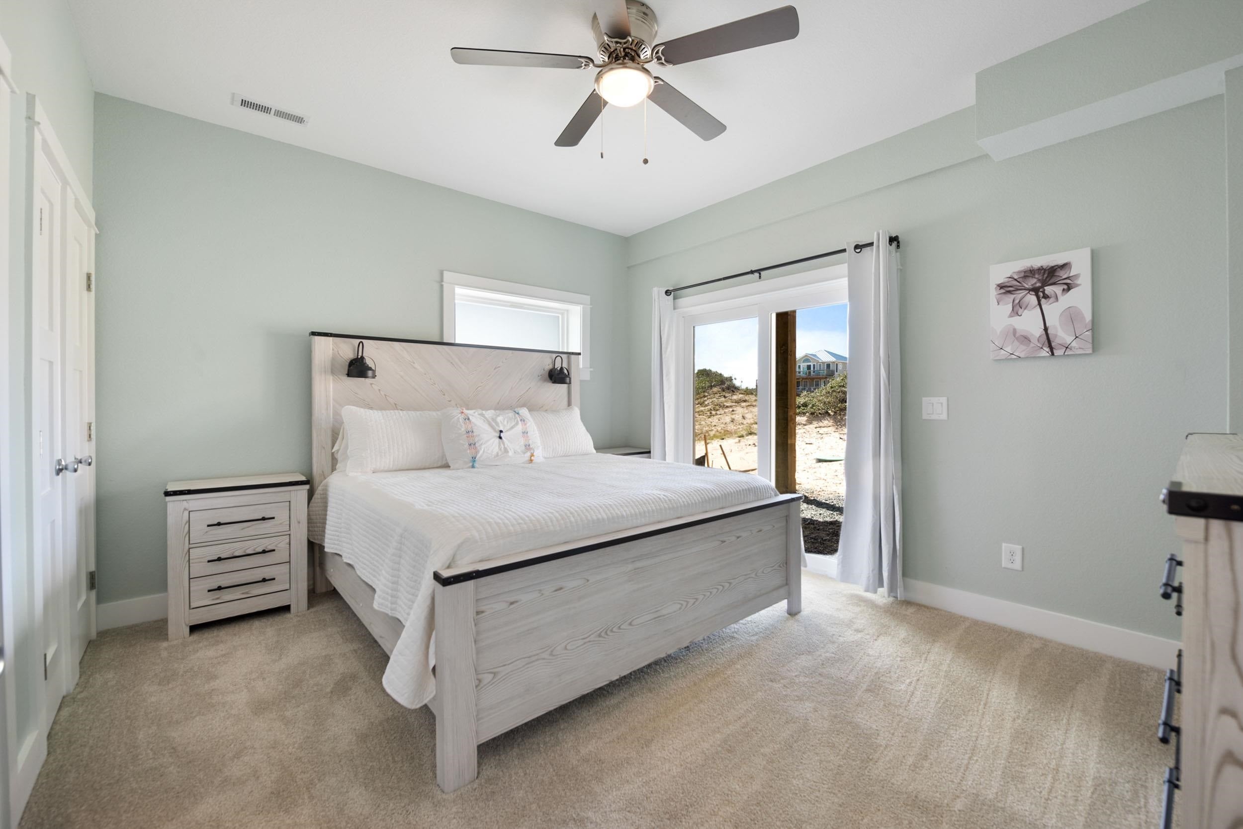 Corolla, North Carolina, 27927, United States, 12 Bedrooms Bedrooms, ,12 BathroomsBathrooms,Residential,For Sale,1980657