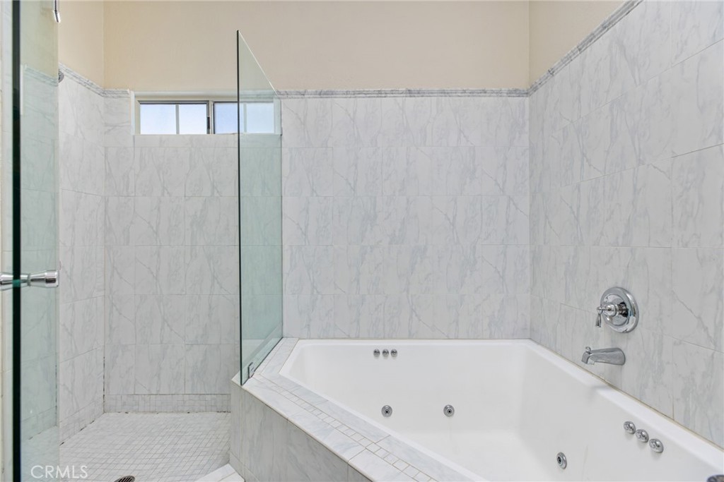 Canyon Lake, California, 92587, United States, 4 Bedrooms Bedrooms, ,3 BathroomsBathrooms,Residential,For Sale,1982938