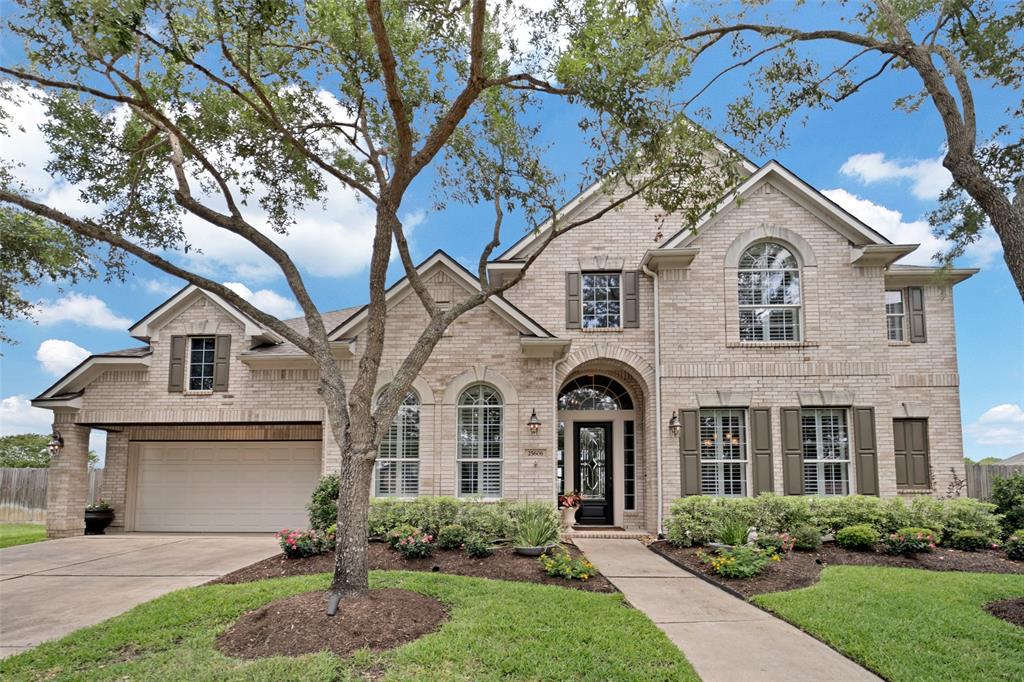 Katy, Texas, 77494, United States, 4 Bedrooms Bedrooms, ,4 BathroomsBathrooms,Residential,For Sale,1847102