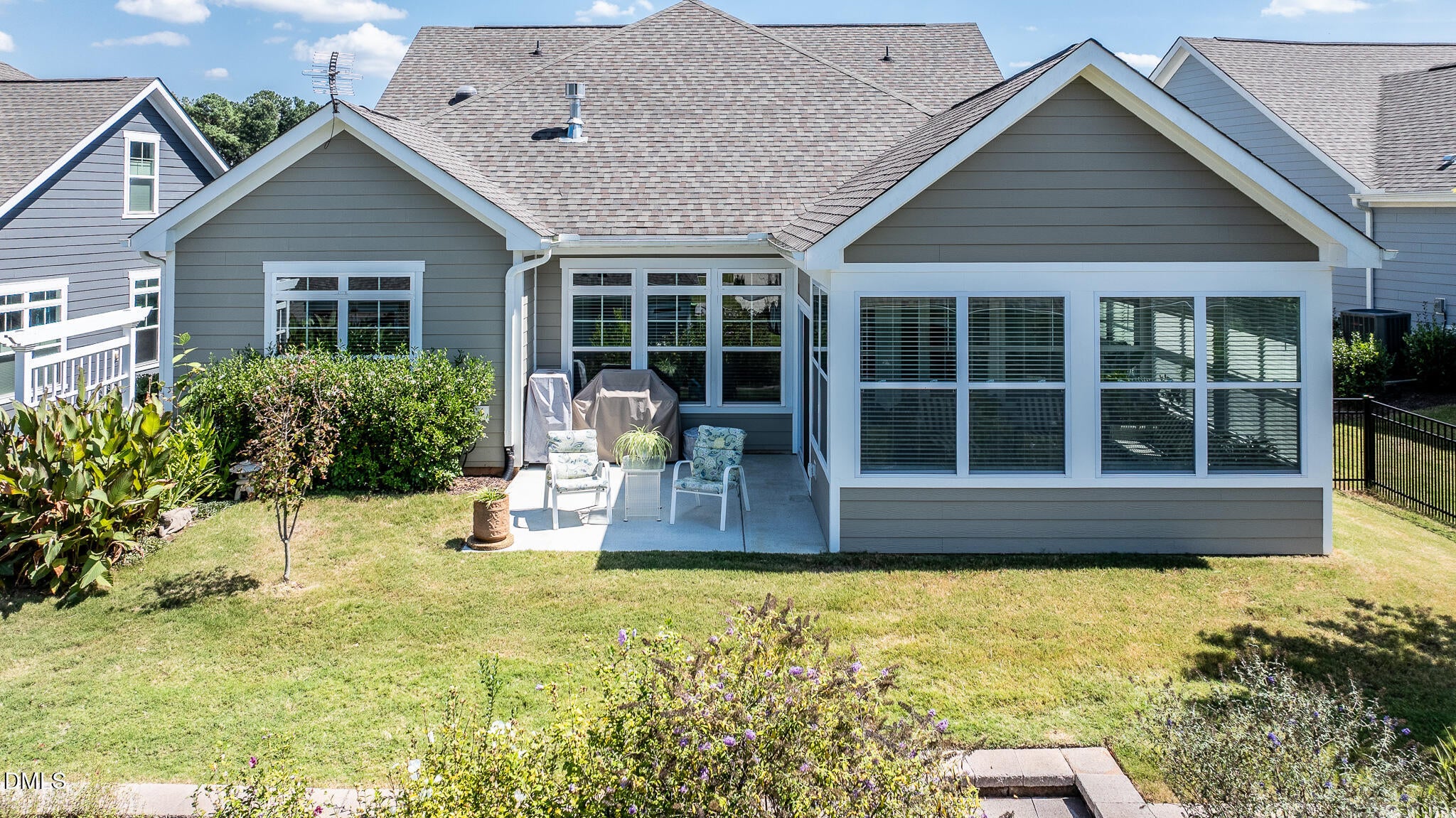 Clayton, North Carolina, 27527, United States, 3 Bedrooms Bedrooms, ,3 BathroomsBathrooms,Residential,For Sale,1958023