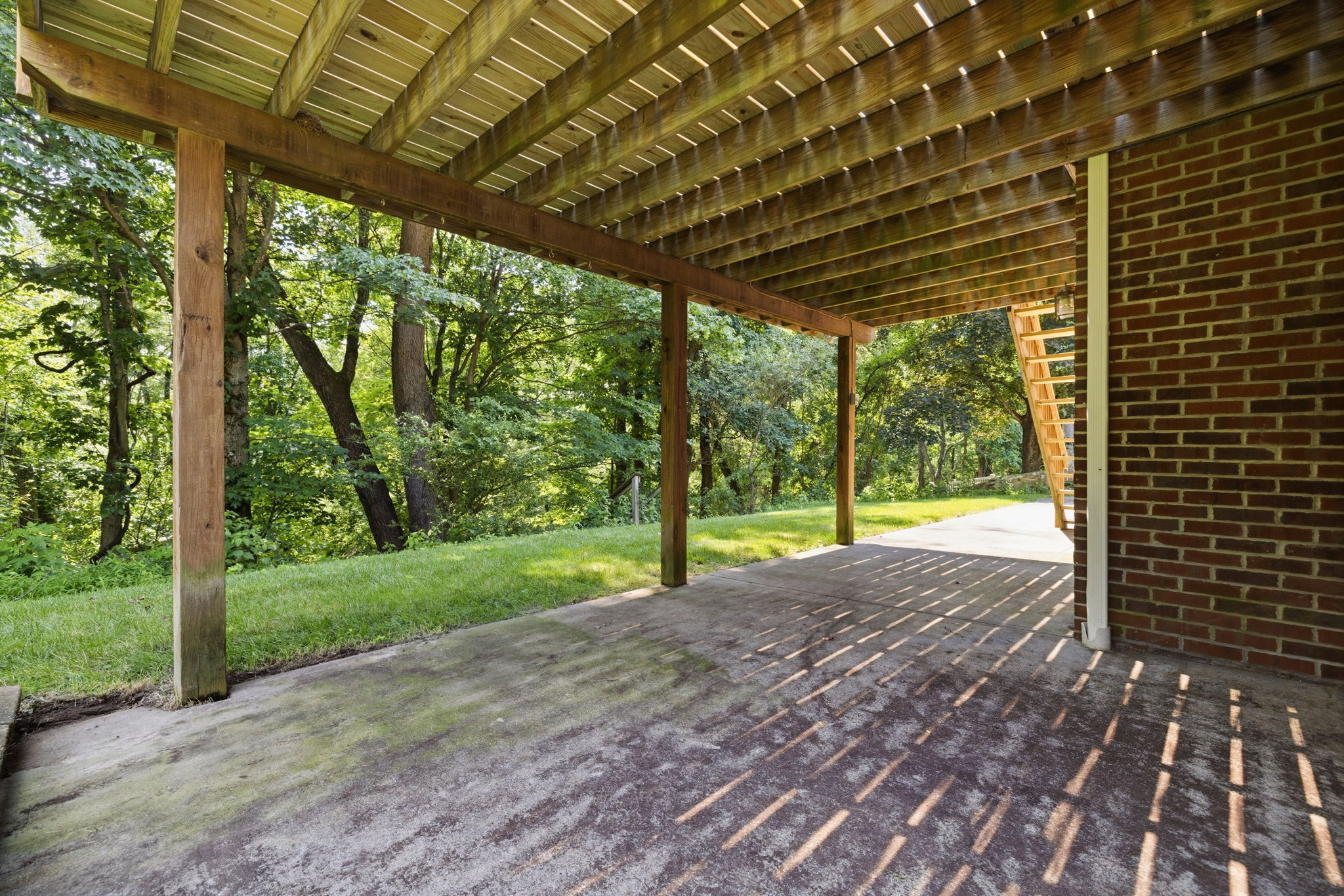  2457 Dogwood Drive, Franklin Park, PA 15090 - 物件實景
