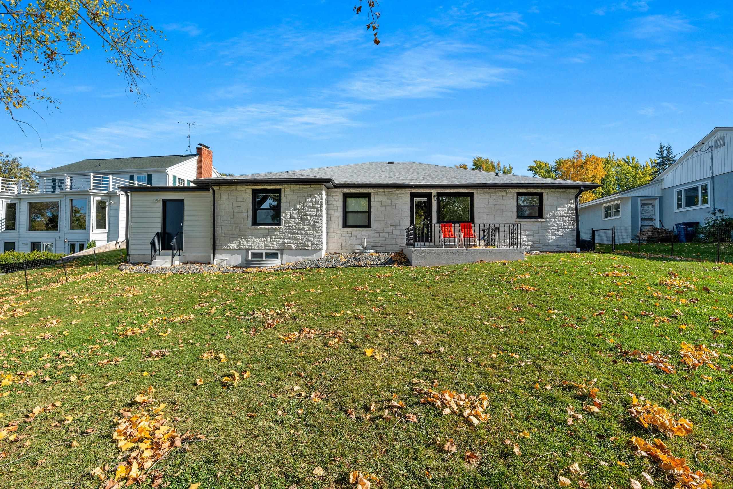 GREEN BAY, Wisconsin, 54301, United States, 3 Bedrooms Bedrooms, ,3 BathroomsBathrooms,Residential,For Sale,1969086