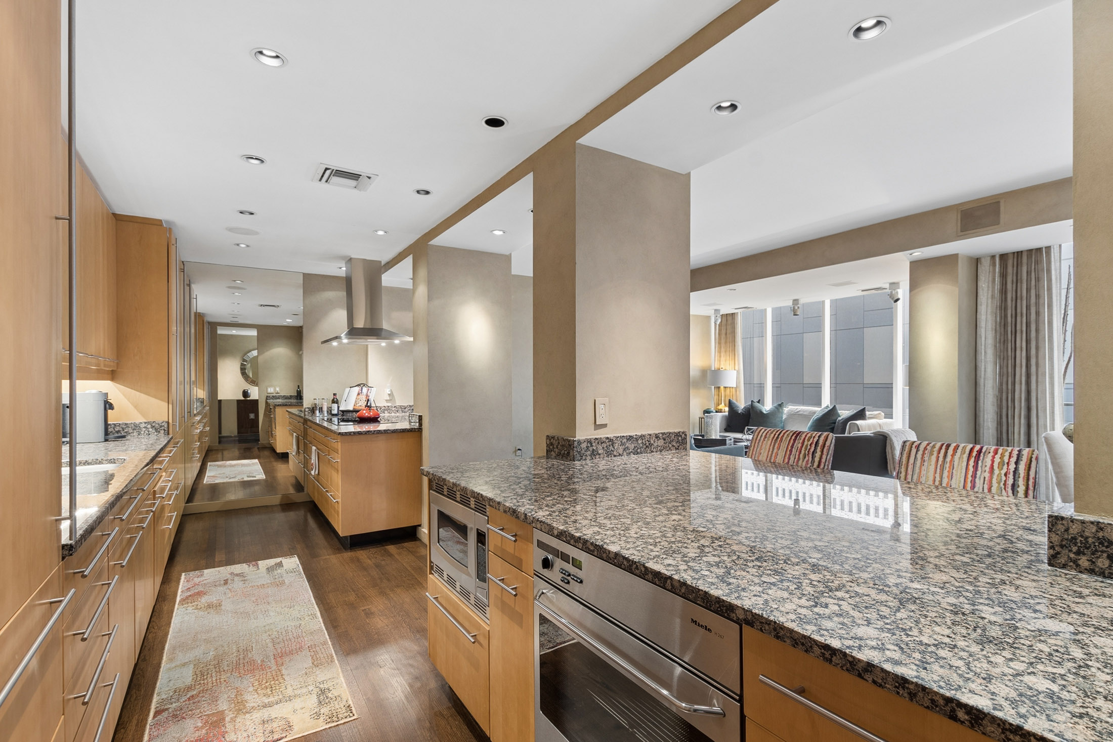  Embrace Midtown Living at Colony House - 物件實景