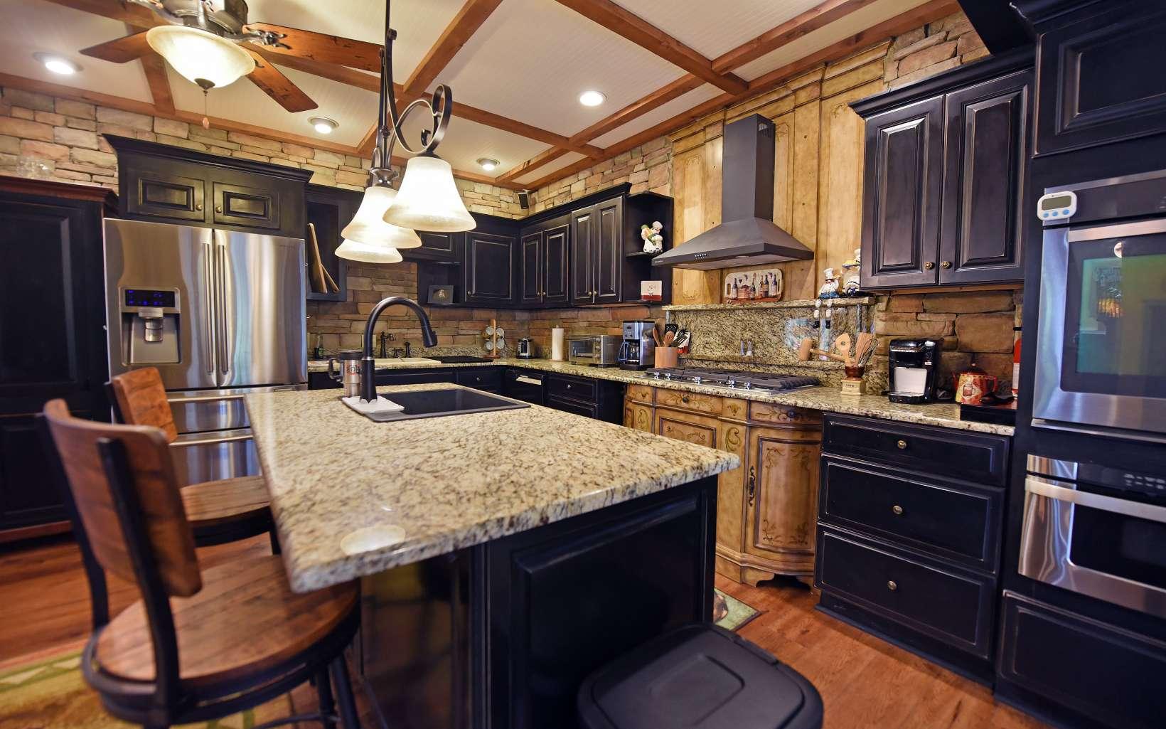 Hiawassee, Georgia, 30546, United States, 4 Bedrooms Bedrooms, ,4 BathroomsBathrooms,Residential,For Sale,1746240